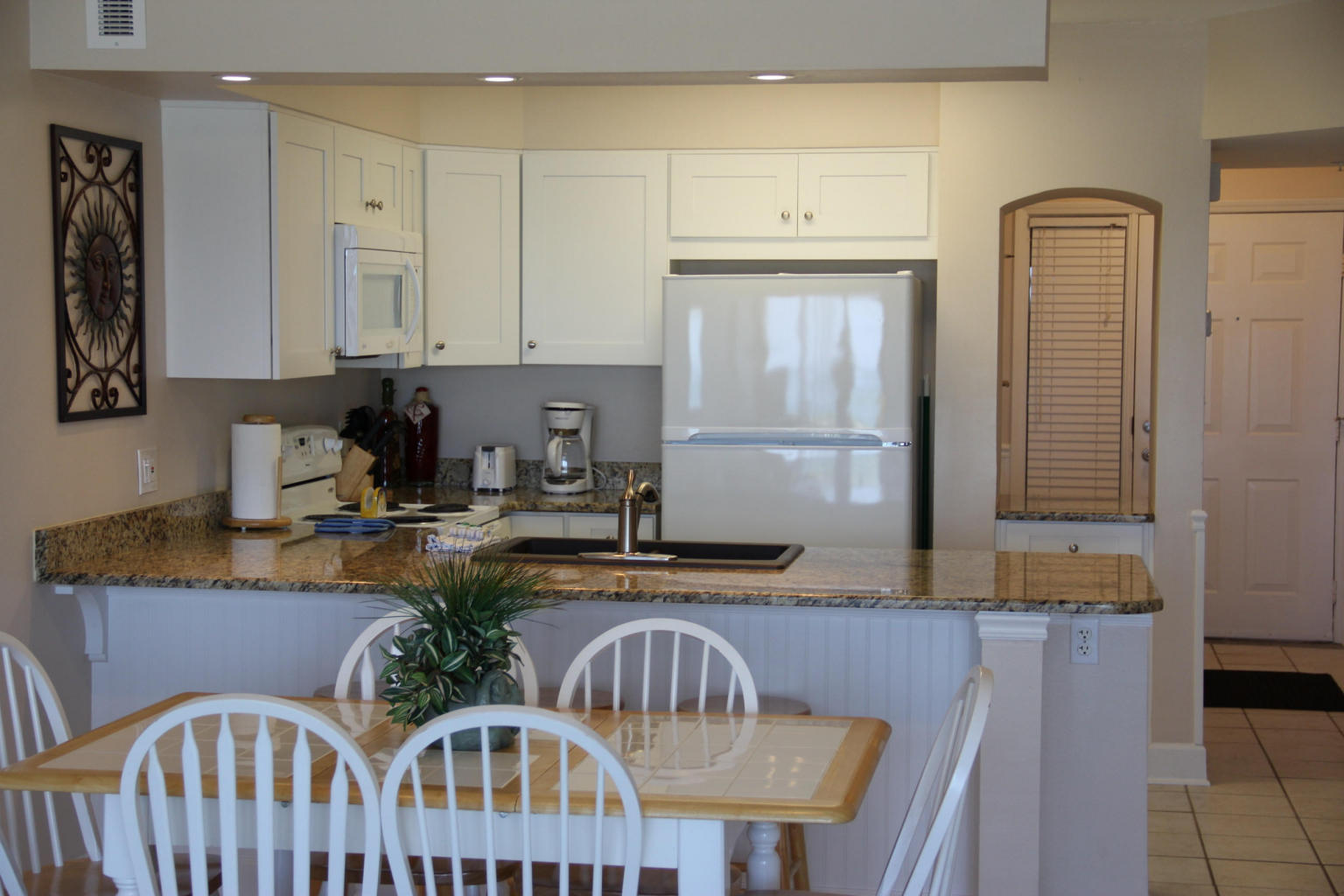 EMERALD TOWERS WEST CONDO - Residential