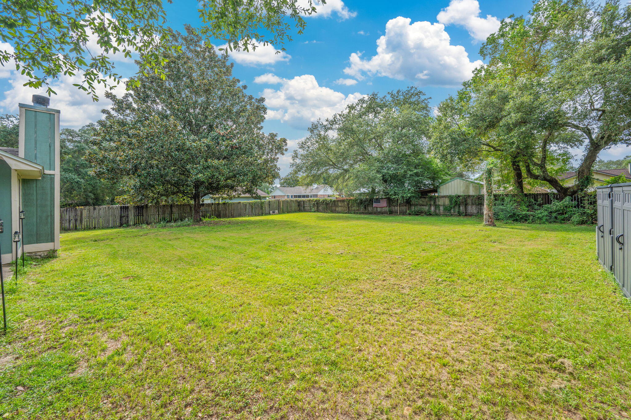 COUNTRYVIEW ESTATES 1ST ADDN - Residential