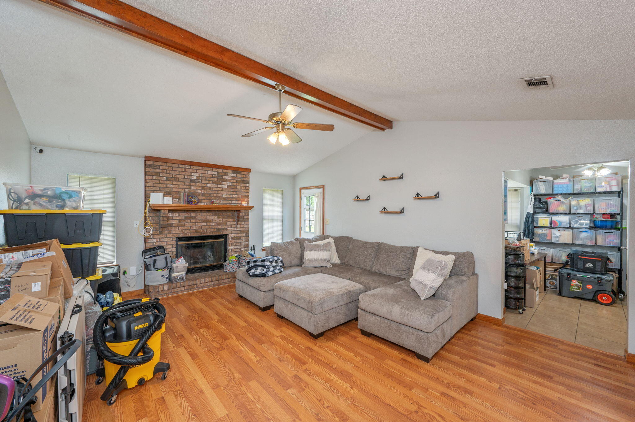 COUNTRYVIEW ESTATES 1ST ADDN - Residential