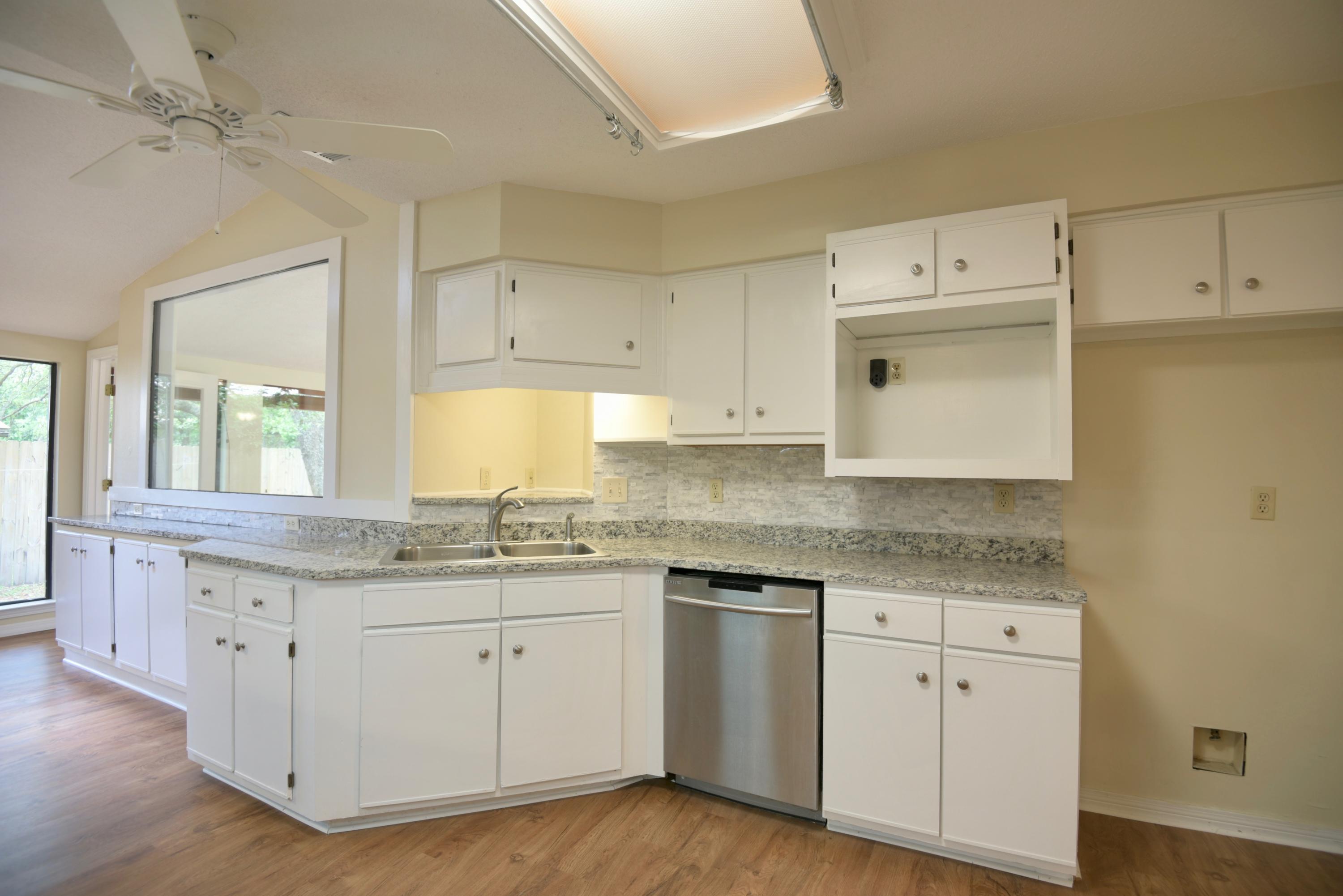 BAYOU POQUITO - Residential