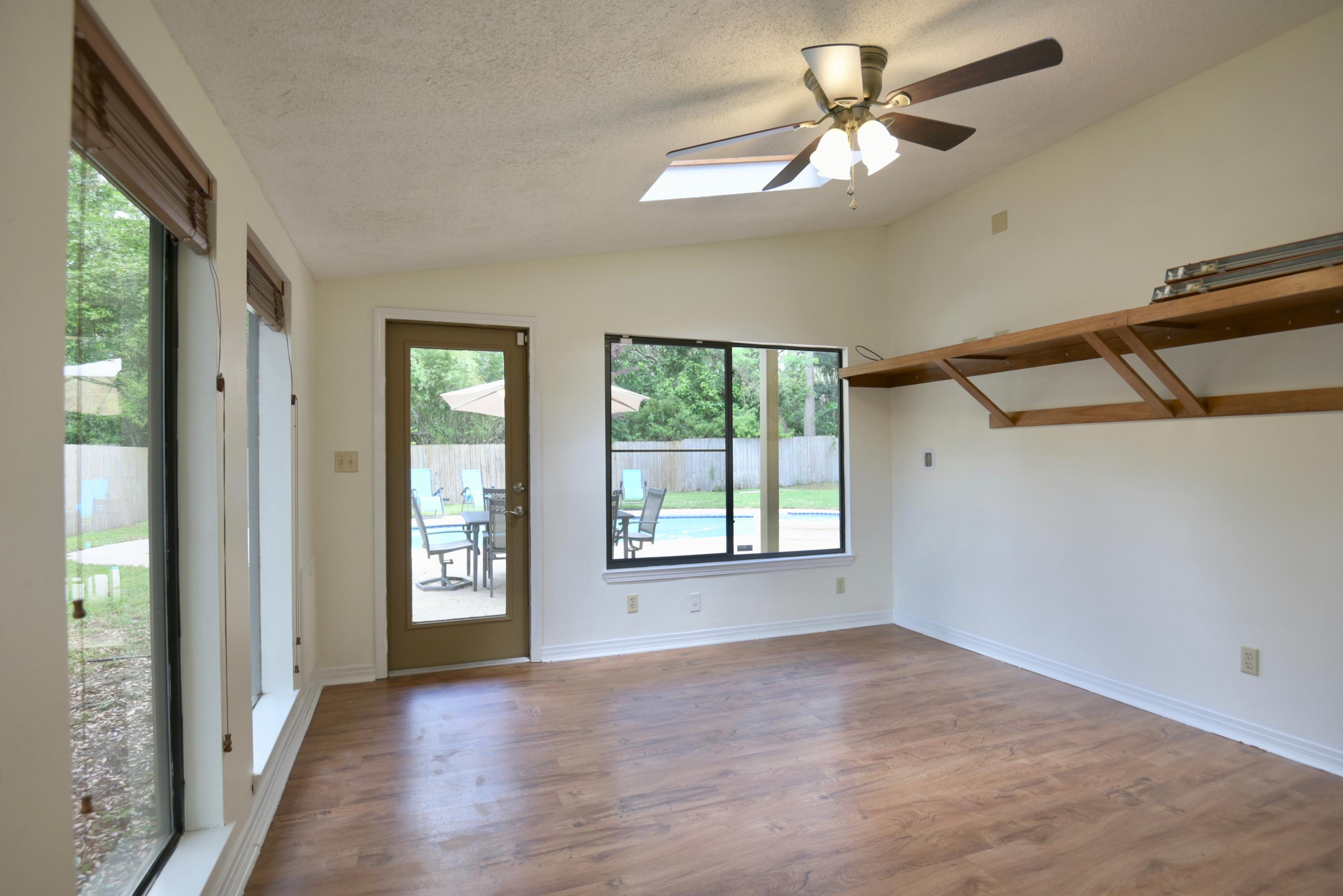 BAYOU POQUITO - Residential