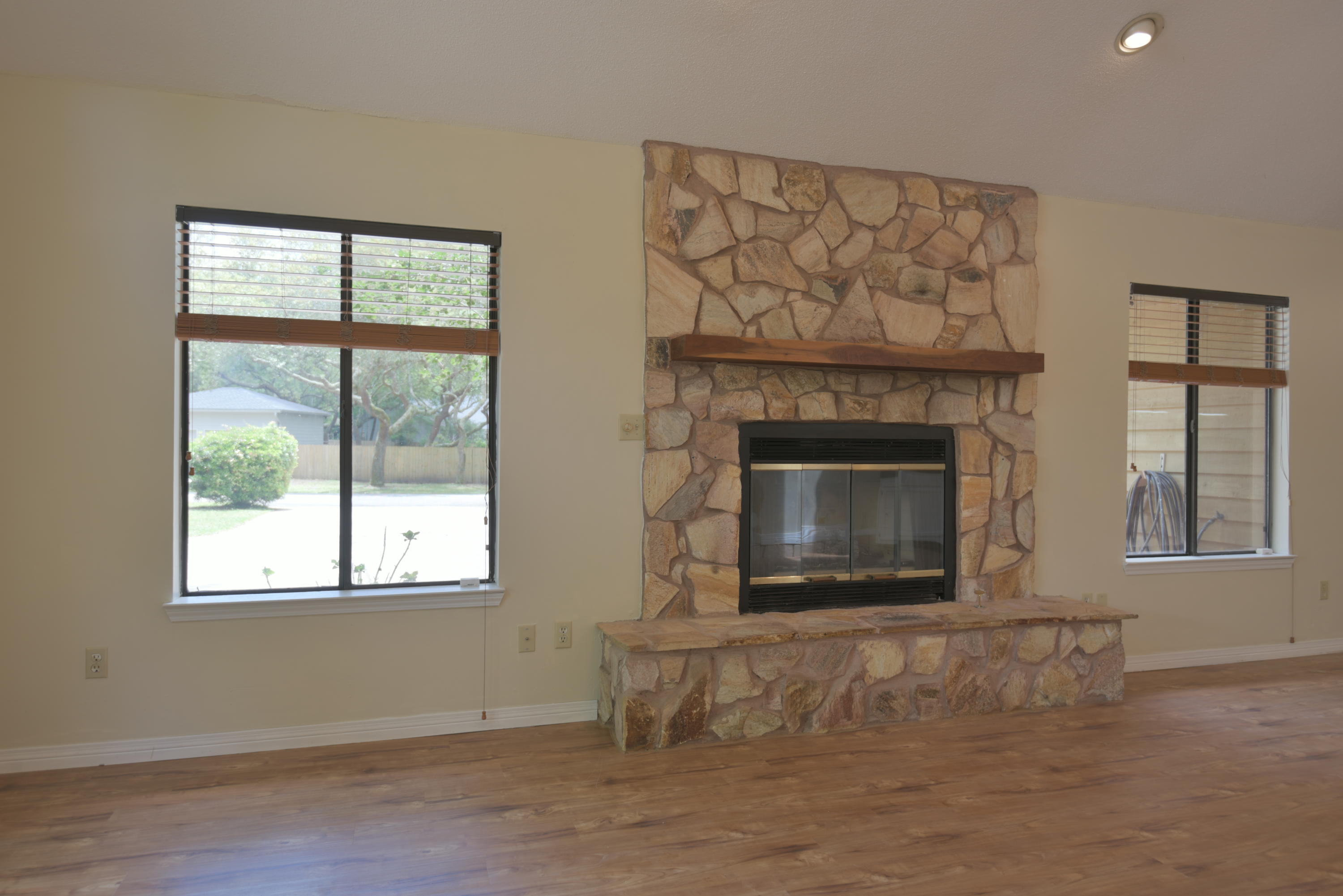 BAYOU POQUITO - Residential