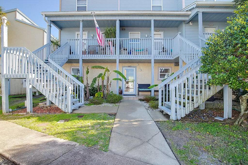 REMODELED 1ST FLOOR CONDO FULL OF HIGH-END UPGRADES AND DESIGNER TOUCHES. WATERFRONT COMPLEX WITH POOL, DOCK, AND BOAT SLIPS ON THE SOUND. WALKING DISTANCE TO PUBLIC BEACH ACCESS ON THE GULF. TRAVERTINE FLOORS AND BASEBOARDS IN THE KITCHEN, DINING AREA, AND LIVING ROOM. NEW TILE FLOORS IN BATHROOMS. NEW CARPET IN BEDROOMS. RECENTLY PAINTED THROUGHOUT. OPEN KITCHEN WITH GRANITE COUNTERTOPS, TILE BACKSPLASH, STAINLESS STEEL APPLIANCES, AND BREAKFAST BAR. CROWN MOLDING AND RECESSED LIGHTS IN THE DINING/LIVING AREA. SLIDING GLASS DOORS FROM LIVING ROOM & MASTER BEDROOM LEAD OUT TO THE COVERED TILED BACK PORCH. FRONT PORCH IS ALSO COVERED AND TILED. LARGE EXTERIOR STORAGE CLOSET. HIS & HER CLOSETS IN MASTER BEDROOM. MUST SEE TO APPRECIATE THE QUALITY WORK. SOME EXTRAS NOT TO MISS...click more
