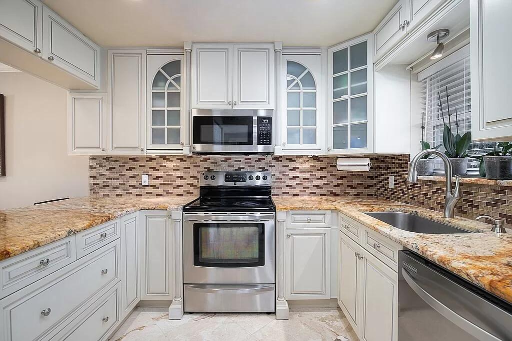 COMMODORES LANDING I - Residential