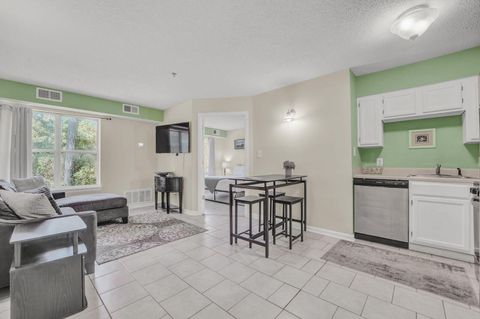 Photo of 200 Sandestin Lane #APT 612, Miramar Beach, FL 32550 (MLS # 989801)