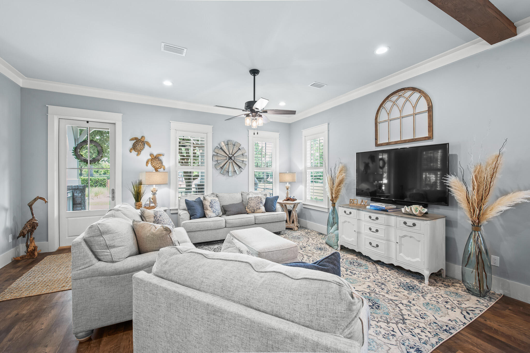 FOREST LAKES - Residential