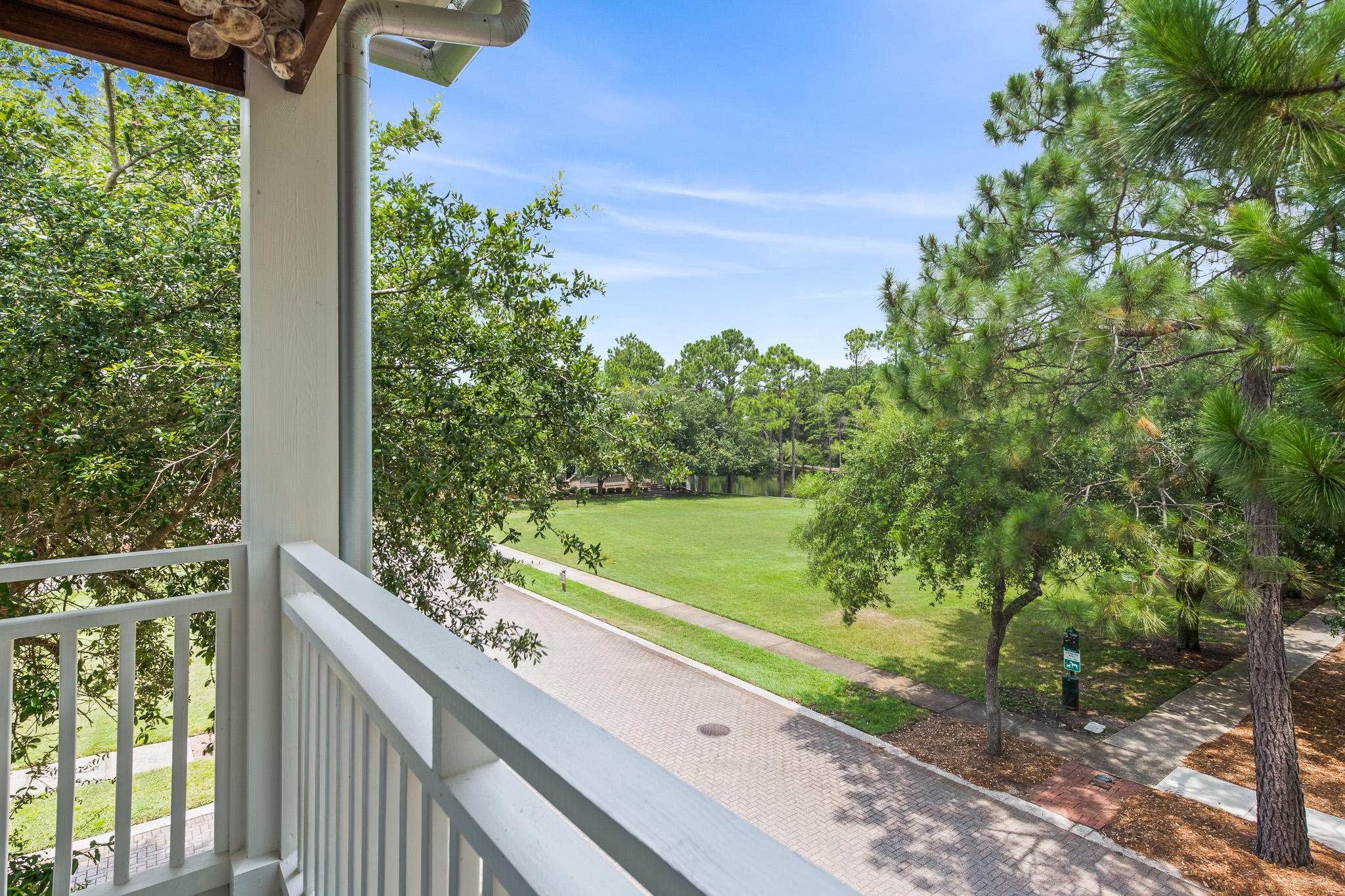 FOREST LAKES - Residential