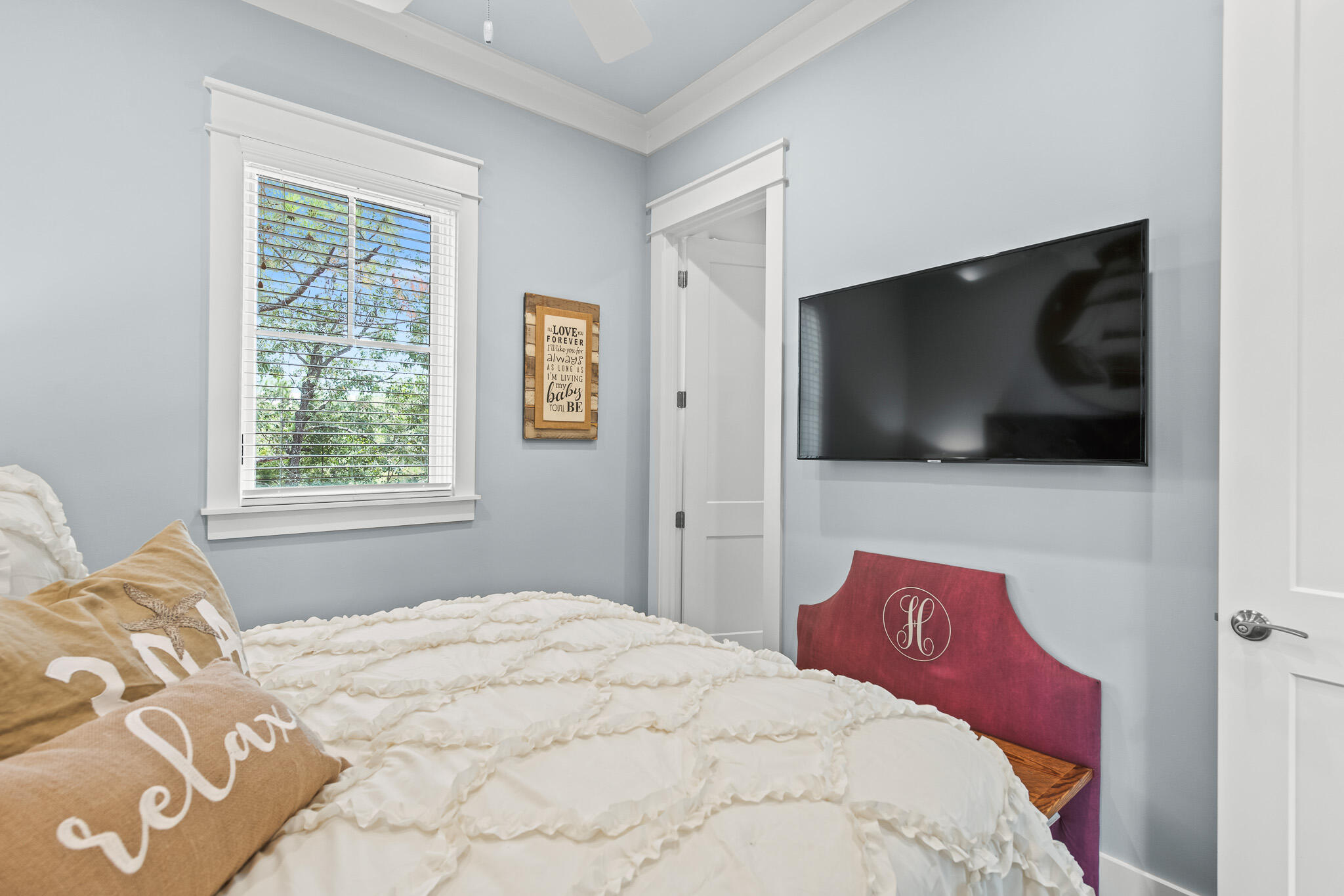 FOREST LAKES - Residential