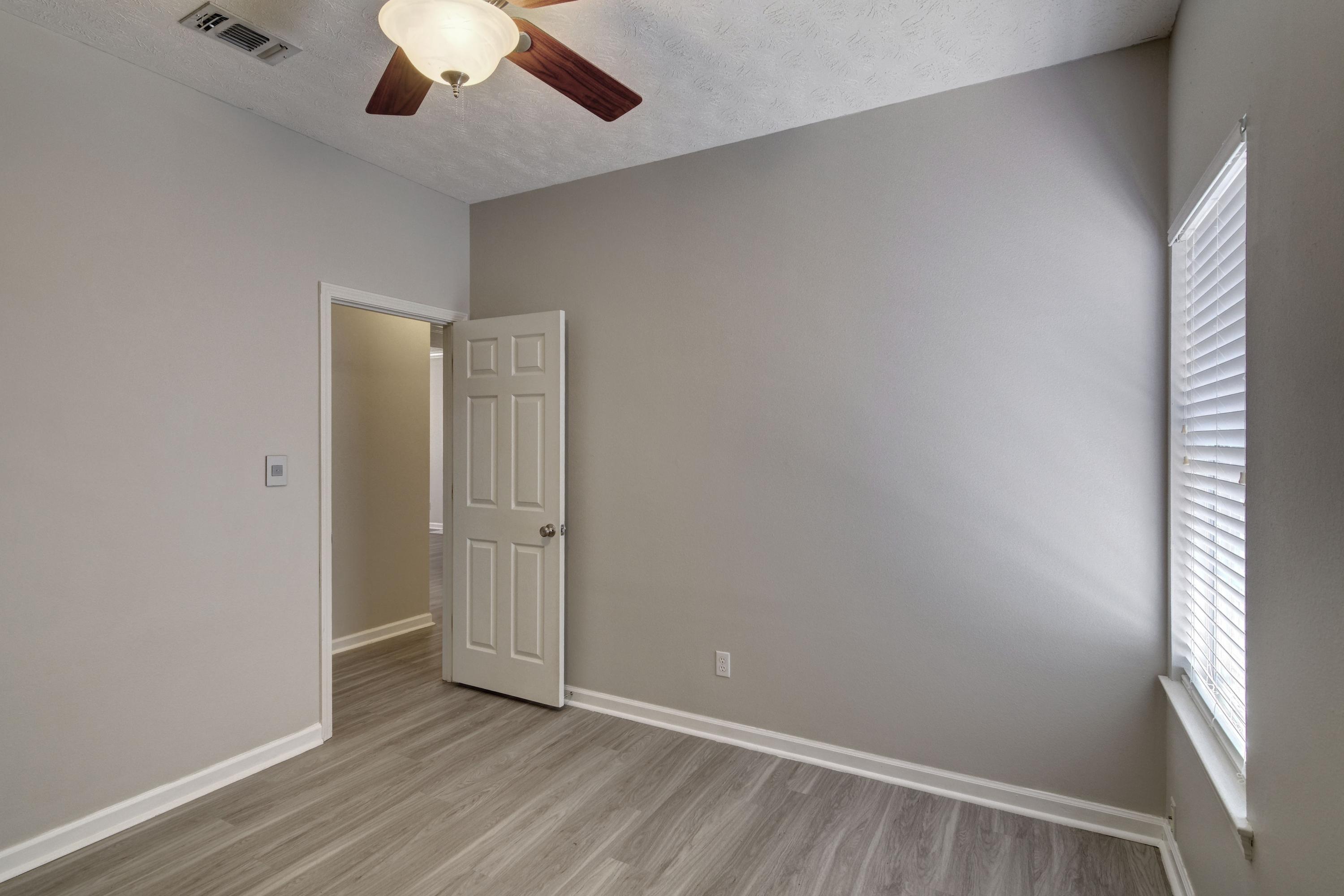 FAIRWAYS AT TIGER POINT EAST - Residential