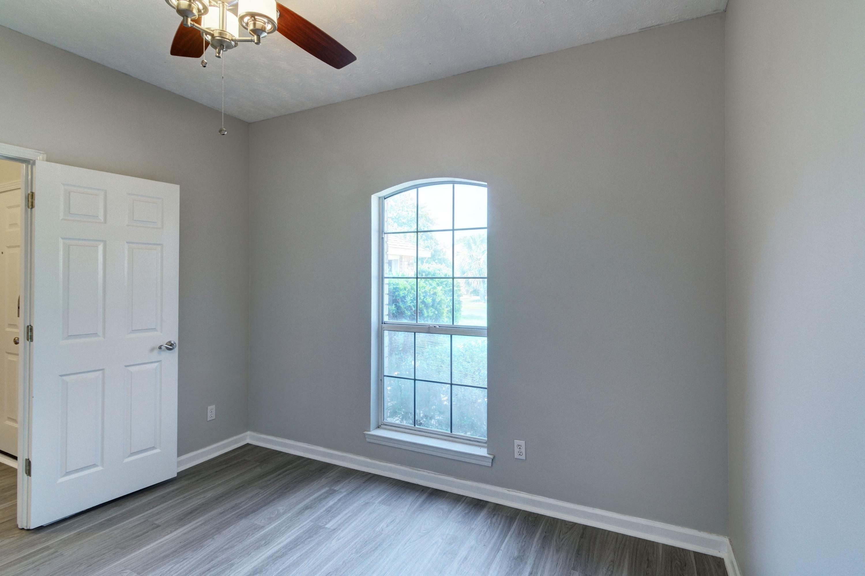 FAIRWAYS AT TIGER POINT EAST - Residential