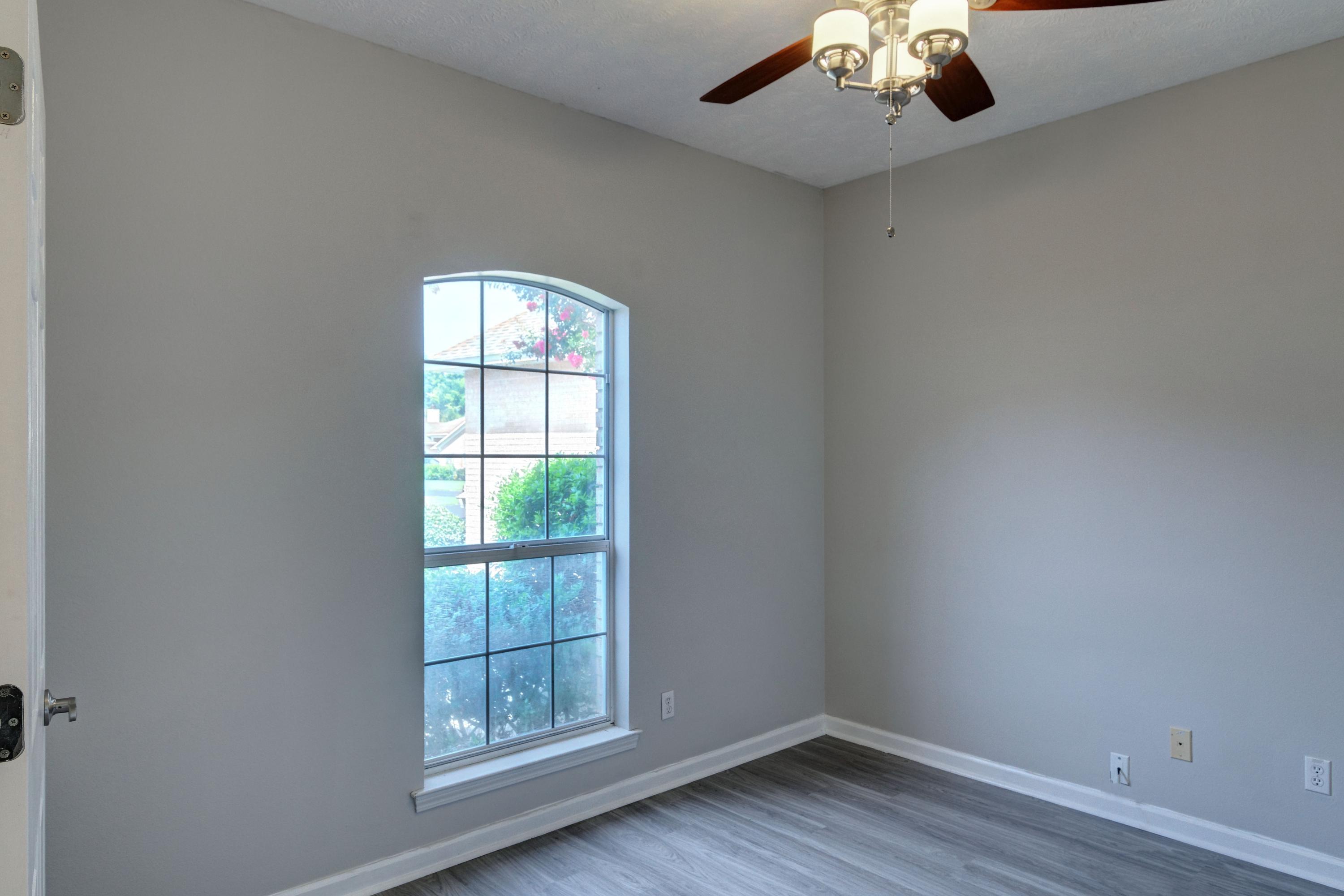 FAIRWAYS AT TIGER POINT EAST - Residential