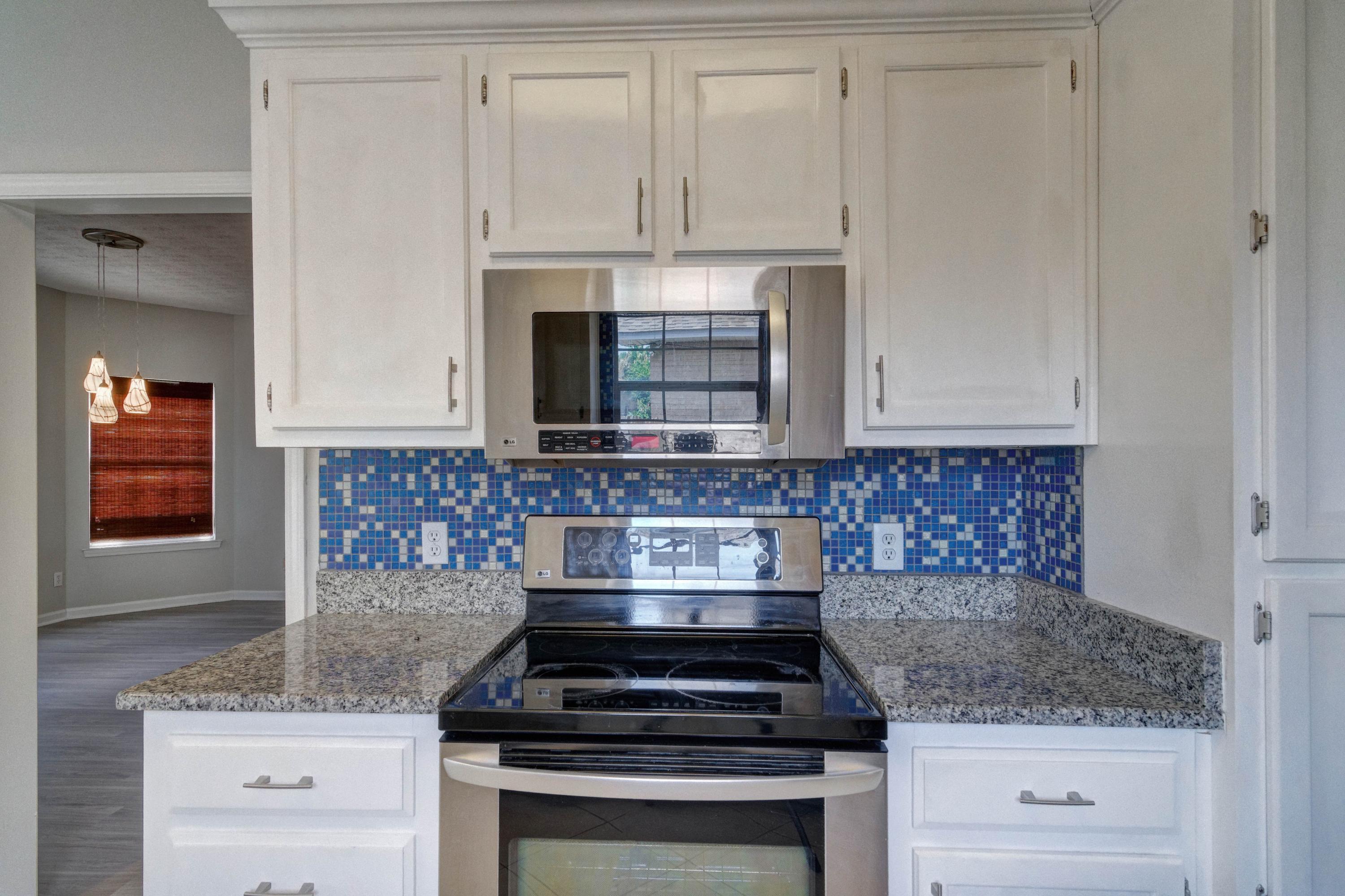 FAIRWAYS AT TIGER POINT EAST - Residential