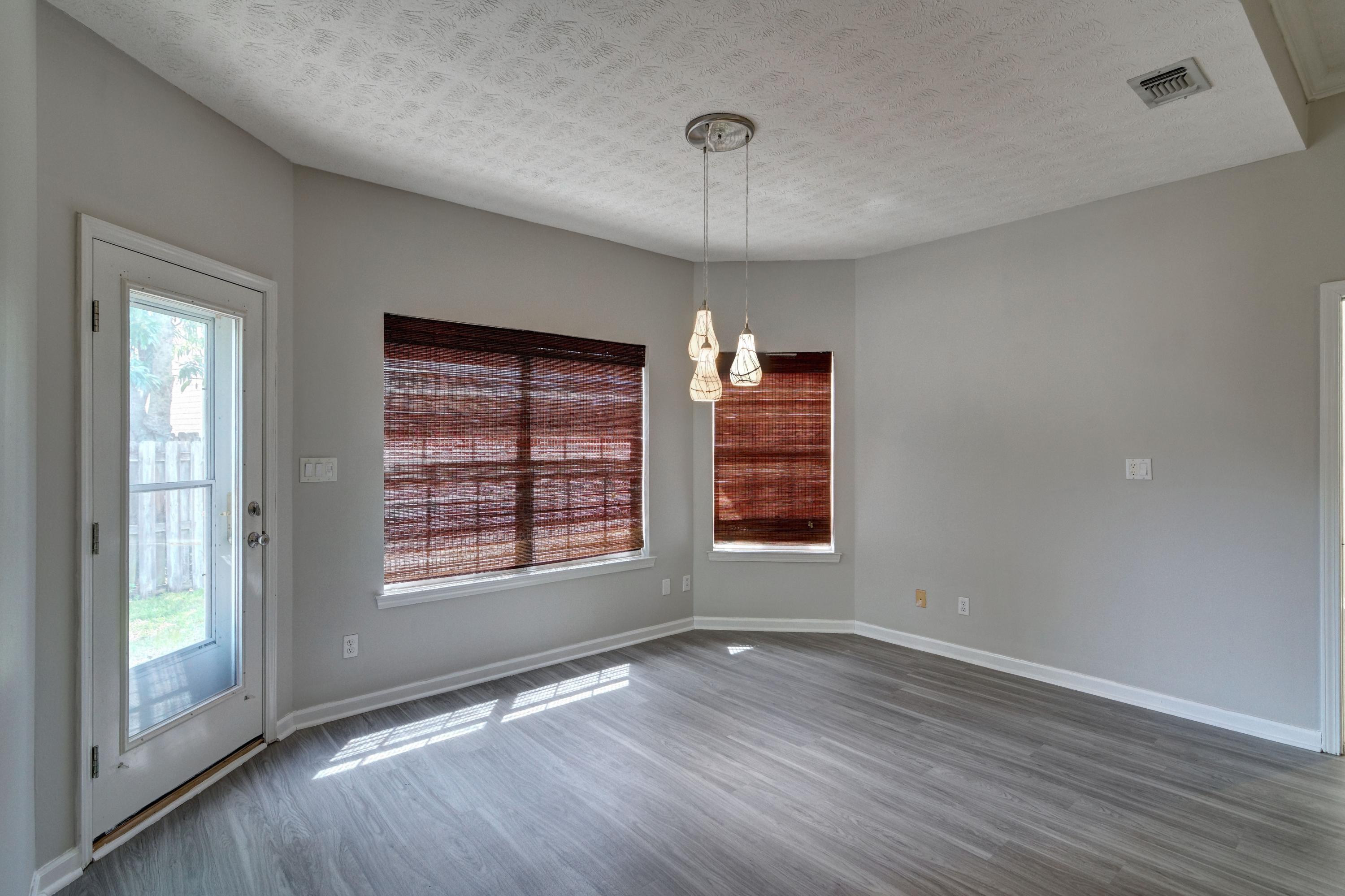 FAIRWAYS AT TIGER POINT EAST - Residential