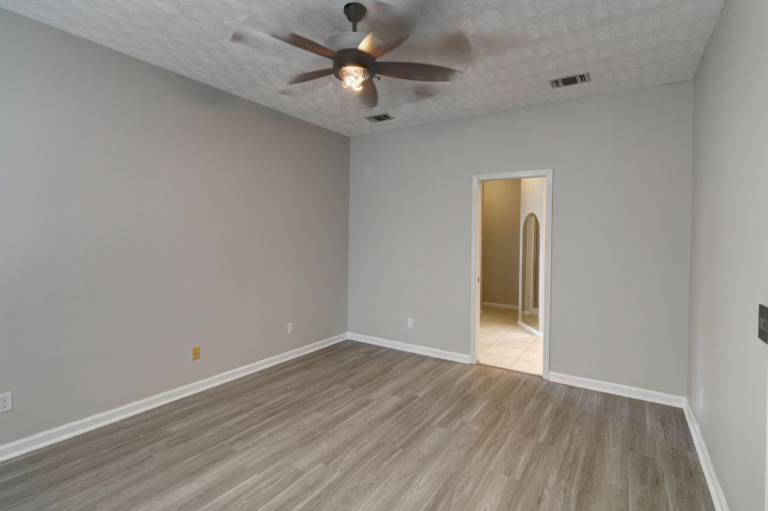 FAIRWAYS AT TIGER POINT EAST - Residential