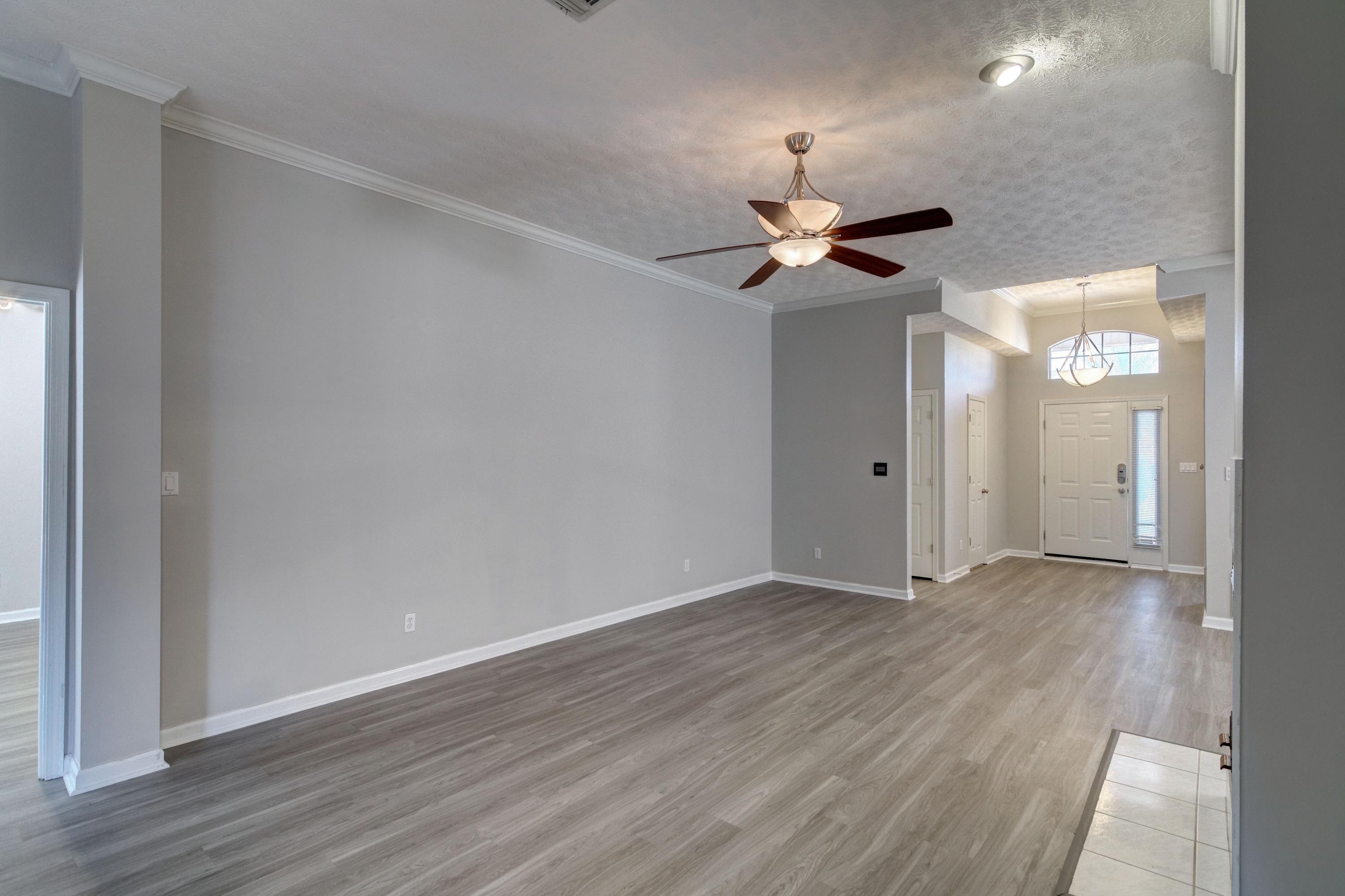 FAIRWAYS AT TIGER POINT EAST - Residential