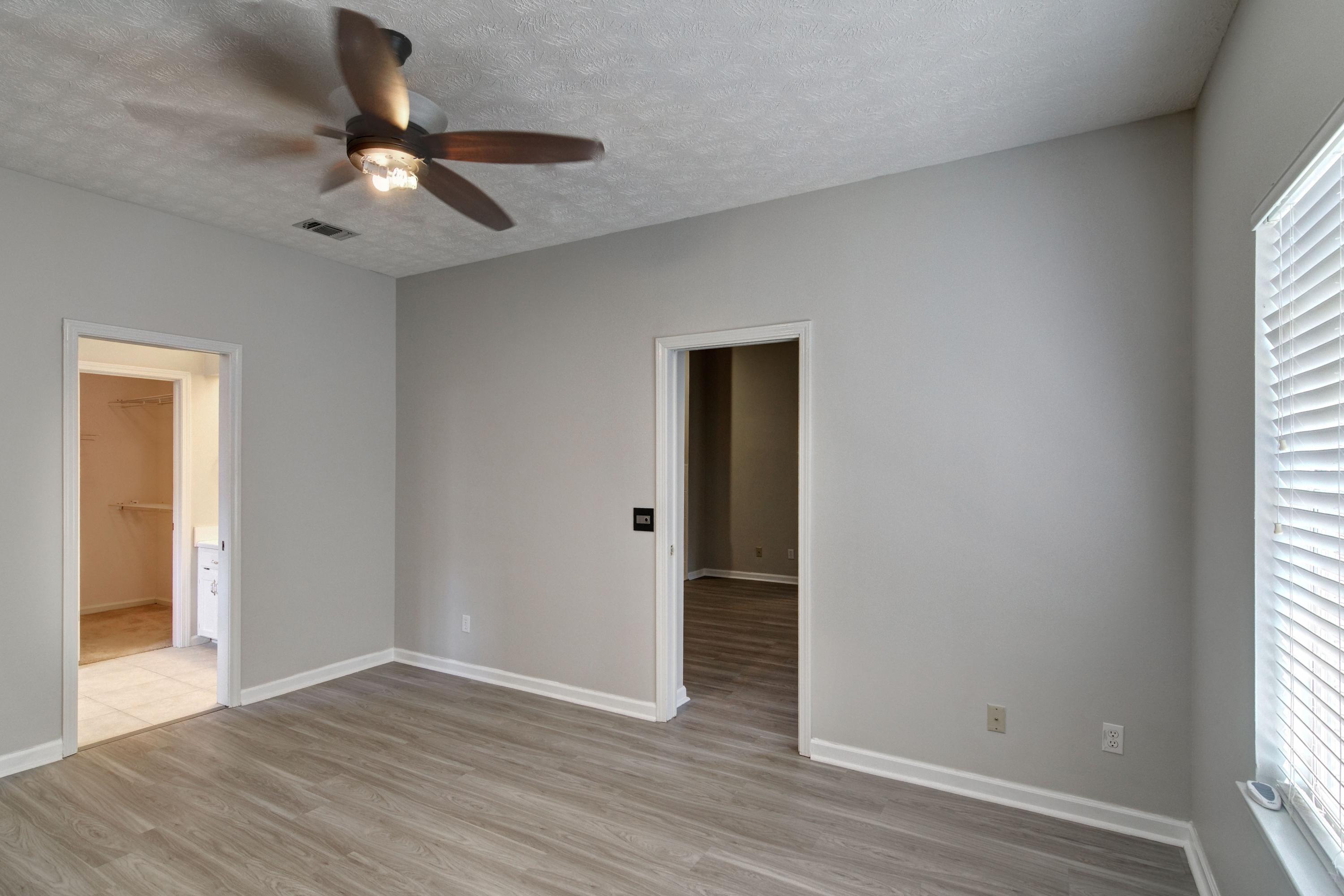 FAIRWAYS AT TIGER POINT EAST - Residential