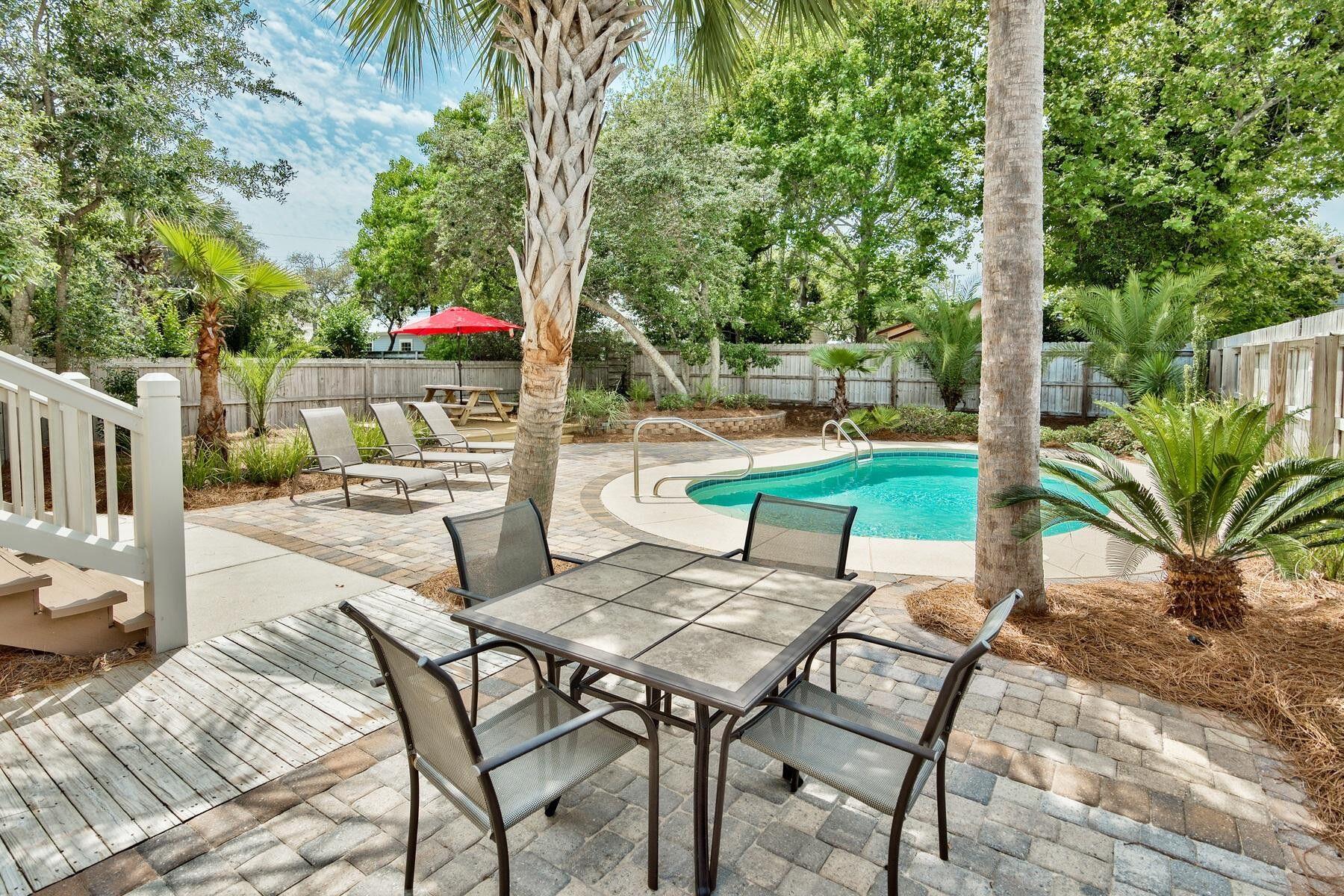 CRYSTAL BEACH - Residential