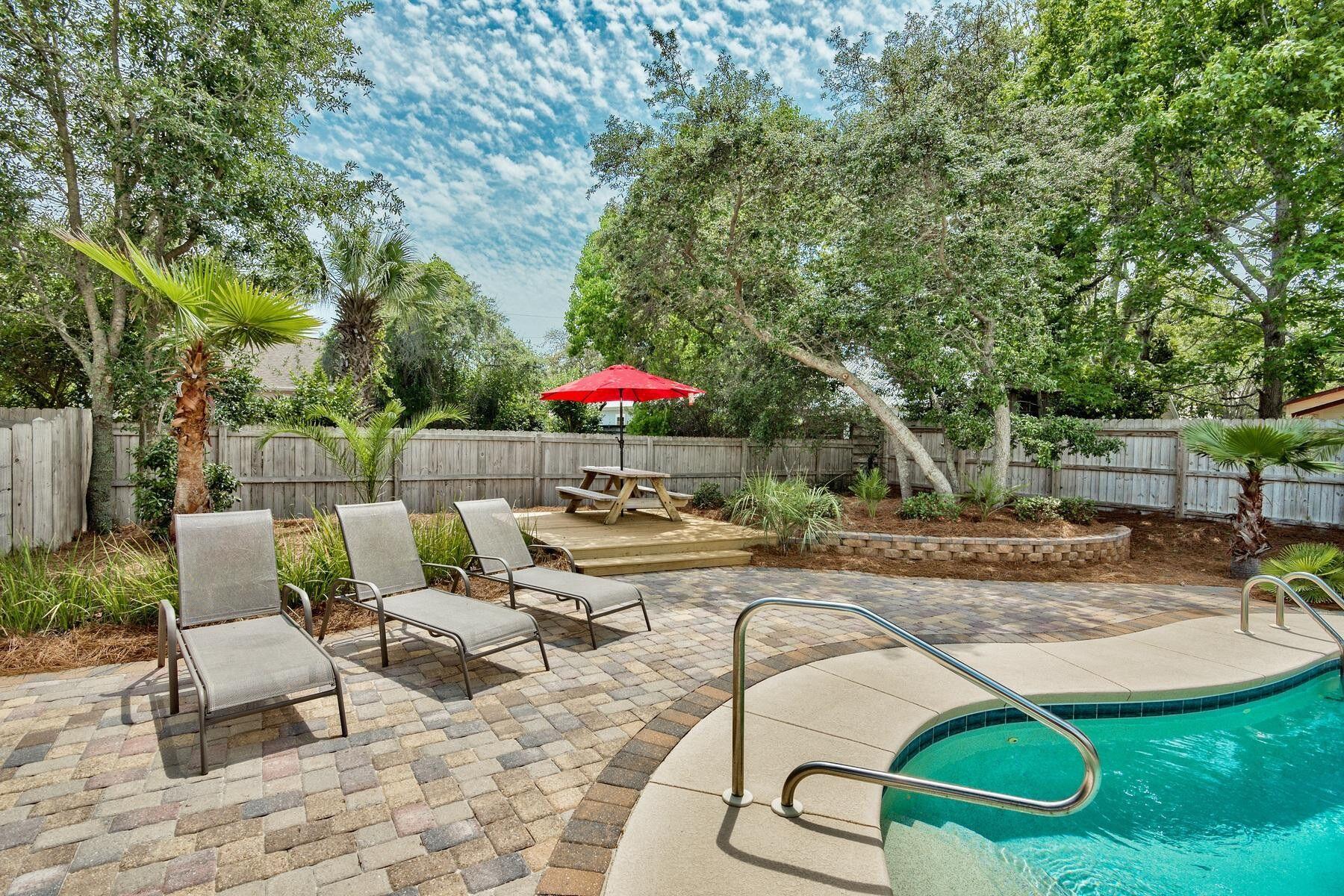 CRYSTAL BEACH - Residential