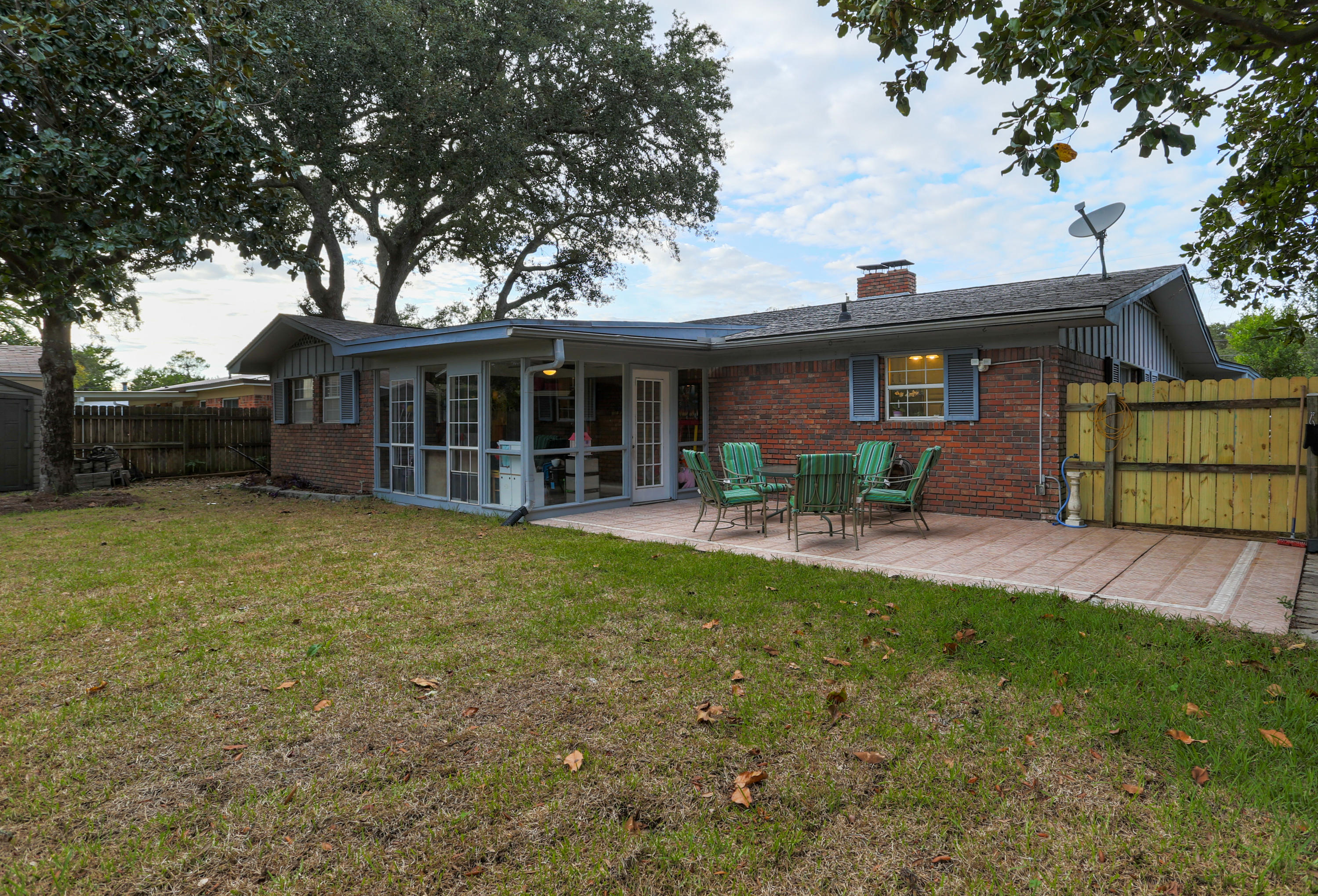 BAYOU WOODS 2ND ADDN - Residential