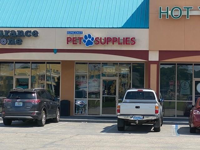 1,600 SF Retail space located on High Traffic HWY 98 with great visibility just west of Silver sands Outlet, 30,000 SF Retail Center.