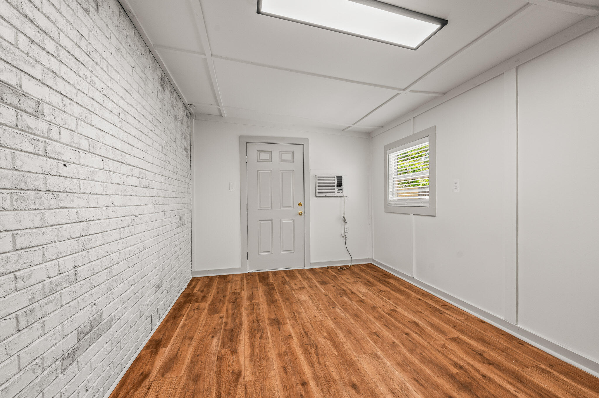 WINGARD ADDN TO CRESTVIEW - Residential