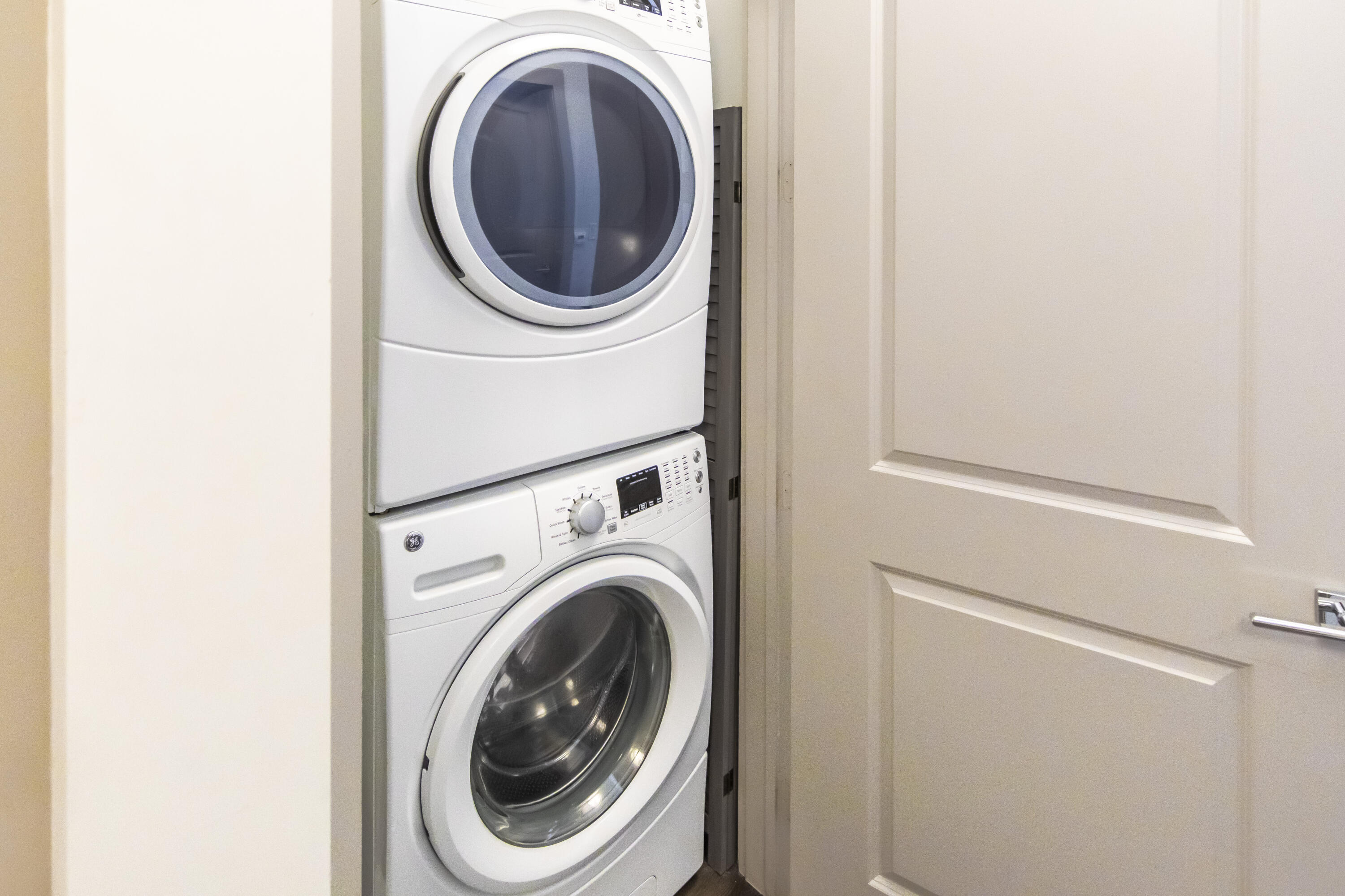 The Pointe - Residential