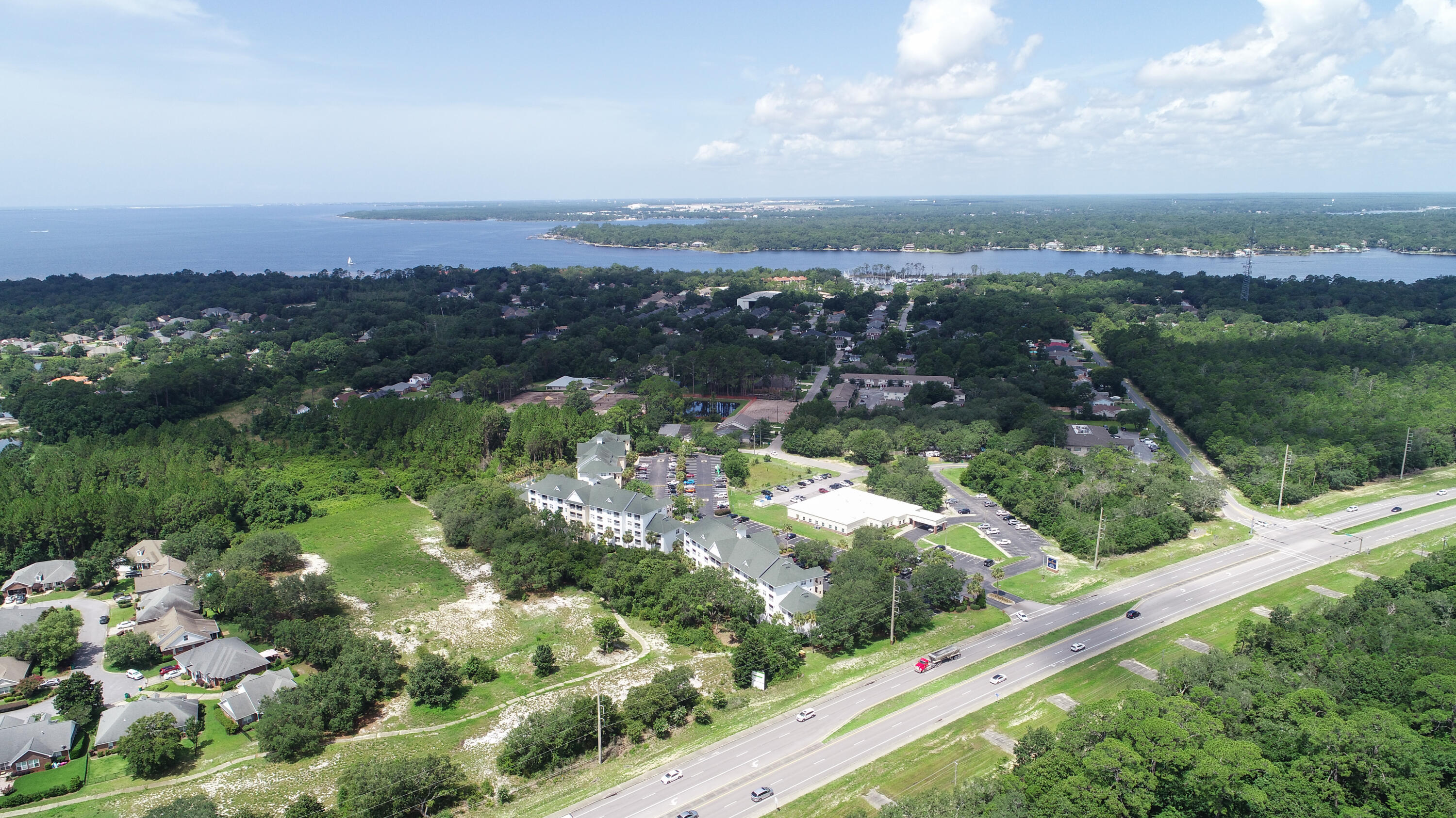 THE FLORIDA CLUB @ BLUEWATER - Residential Lease