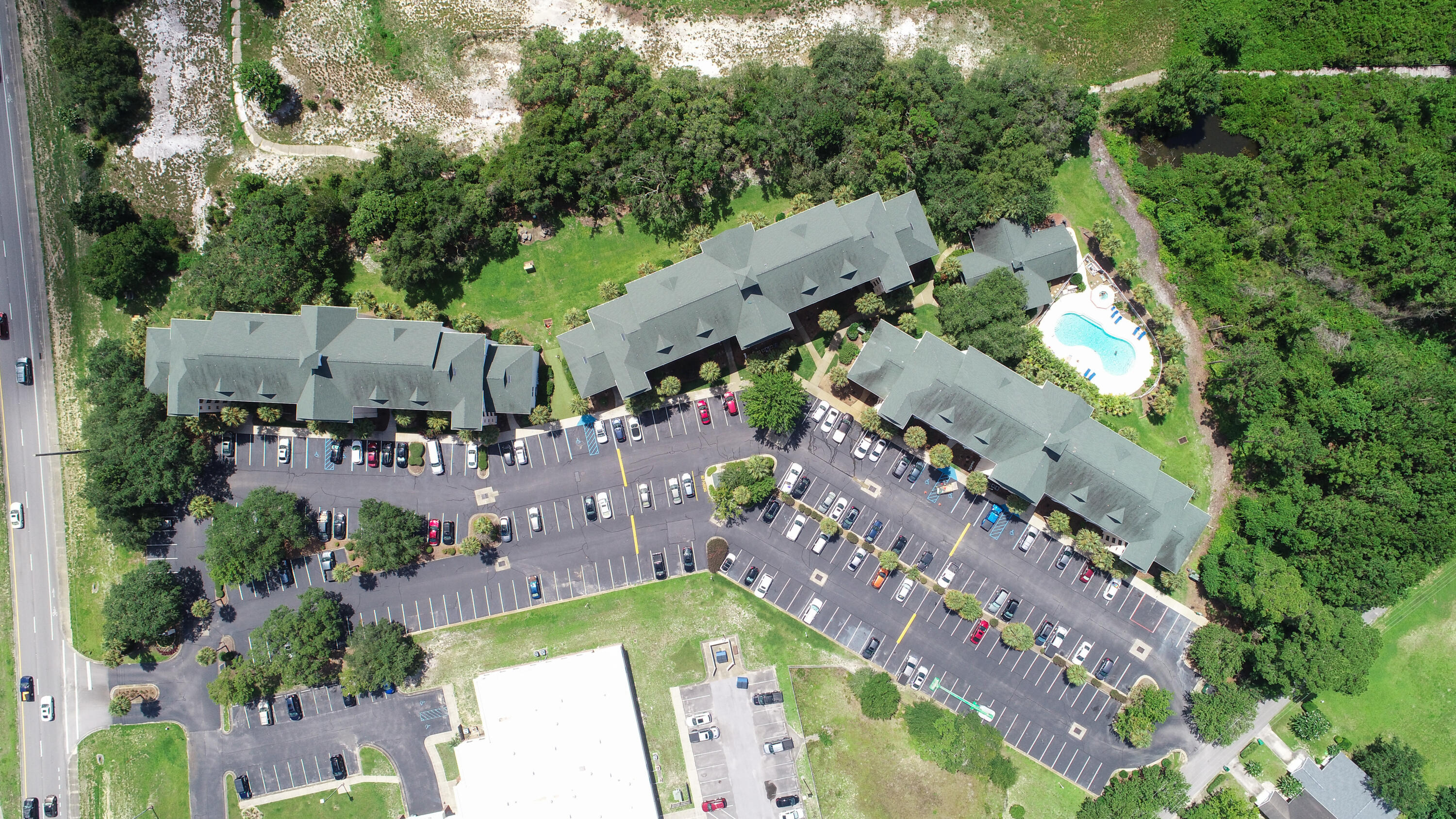 THE FLORIDA CLUB @ BLUEWATER - Residential Lease