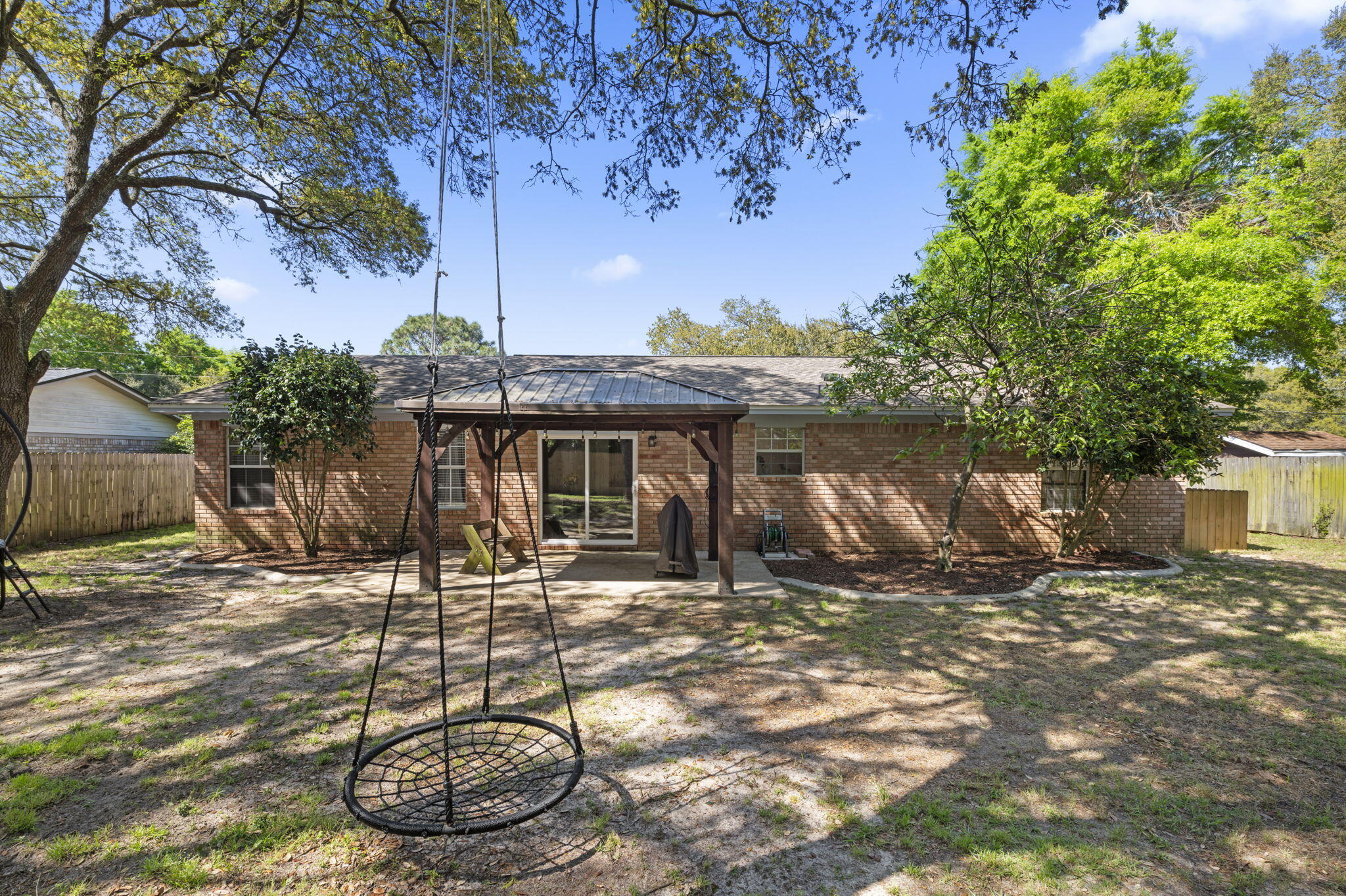 COUNTRY BREEZE ESTATES - Residential