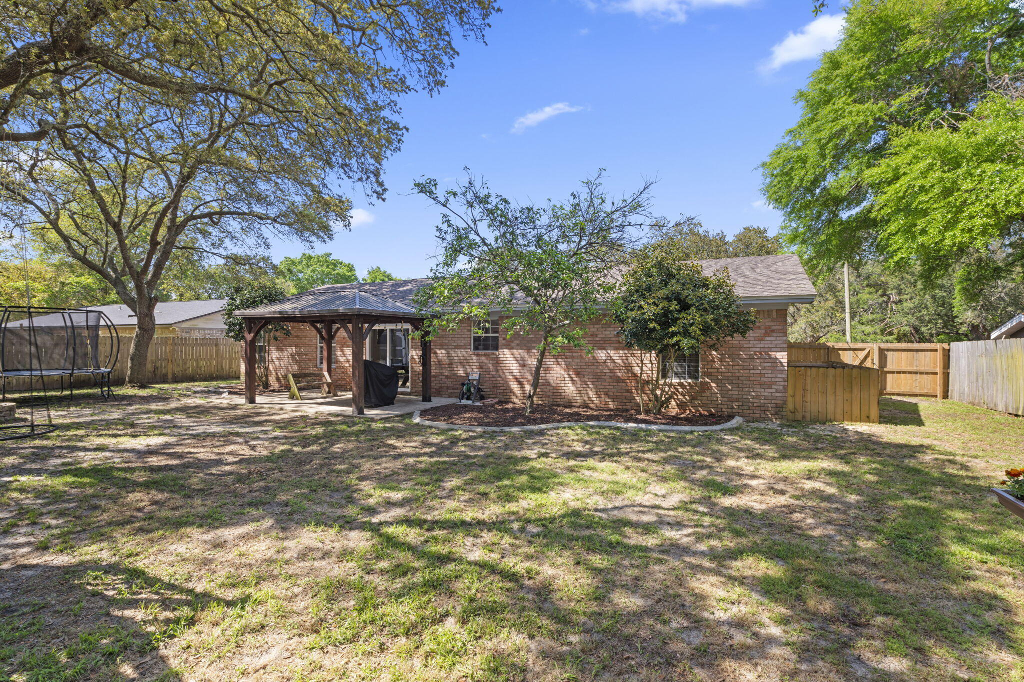 COUNTRY BREEZE ESTATES - Residential