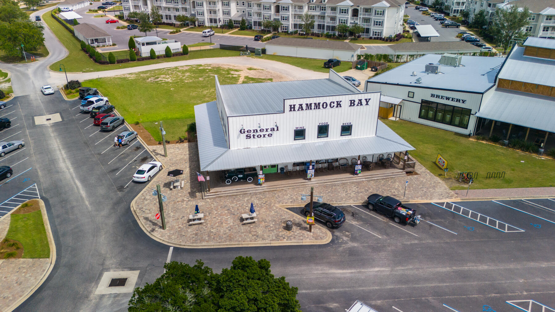 HAMMOCK BAY - Residential