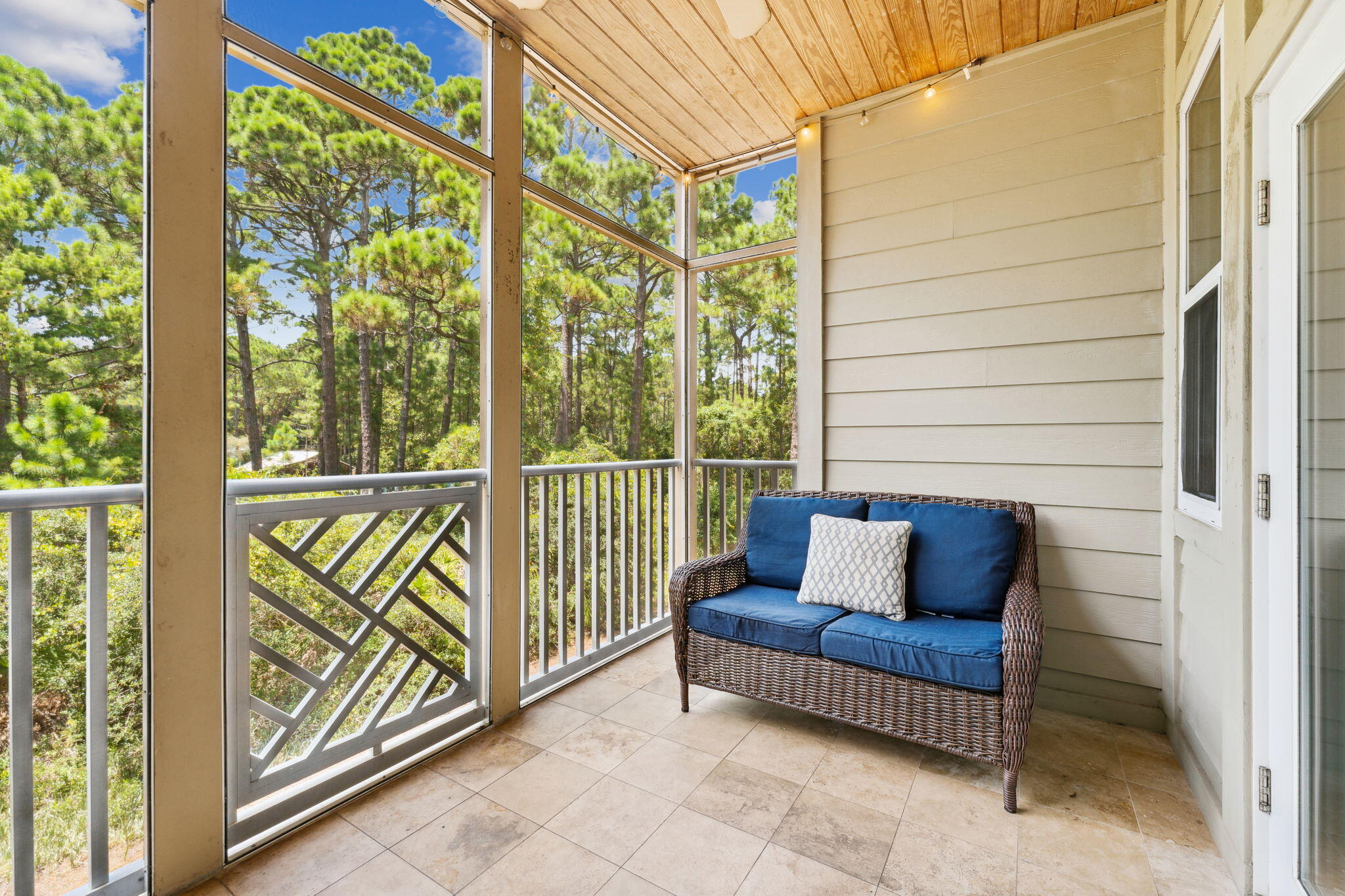 SEAGROVE HIGHLANDS - Residential