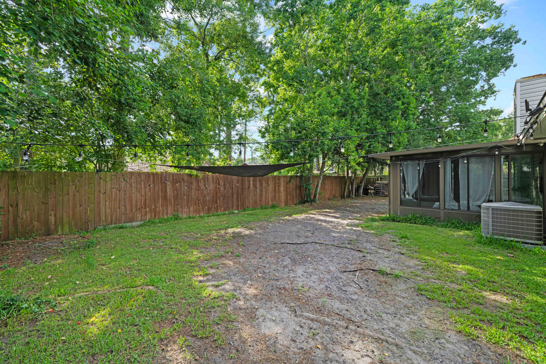 PINE MEADOWS - Residential