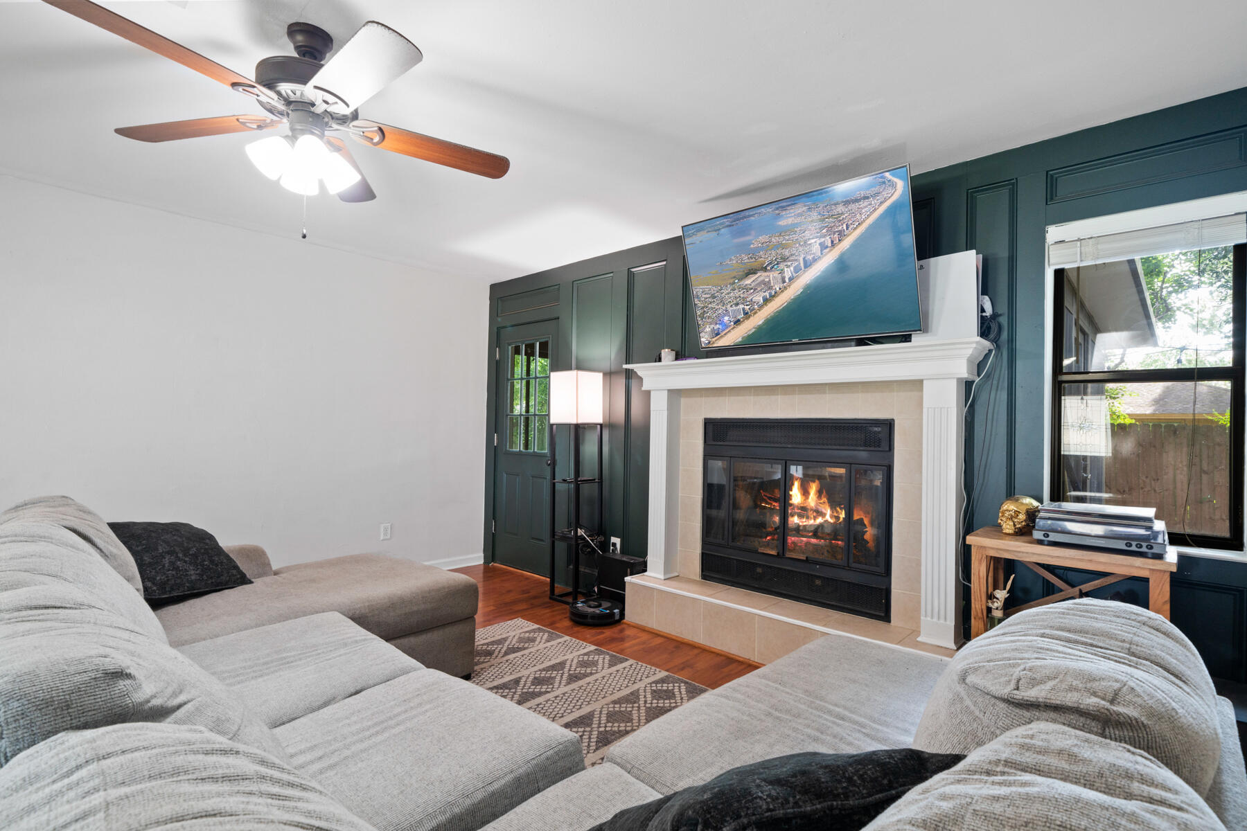 PINE MEADOWS - Residential