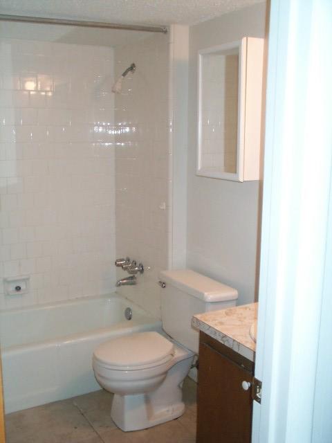 SPANISH VILLAS CONDO - Residential Lease