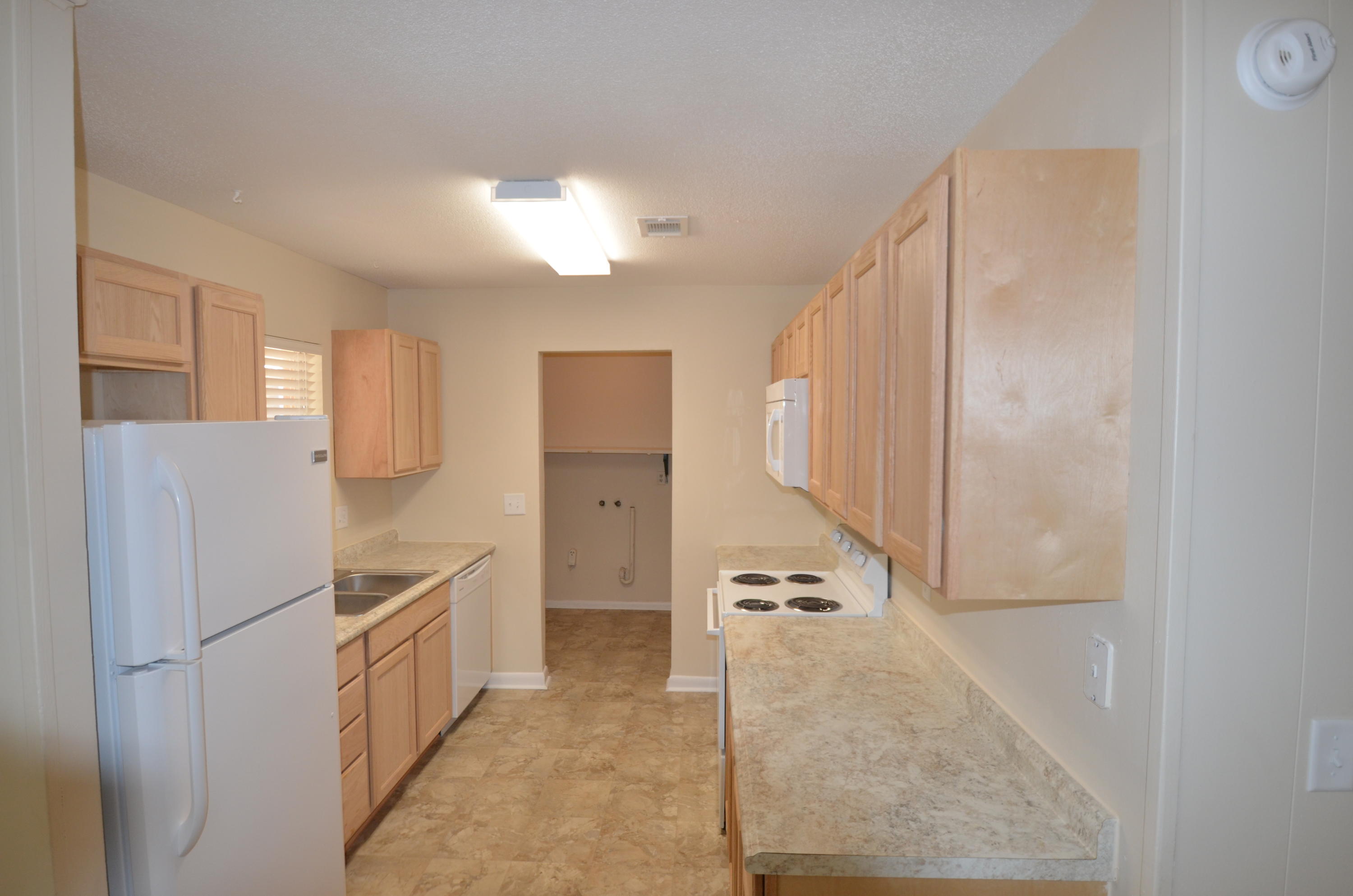 BAYOU WOODS - Residential Lease