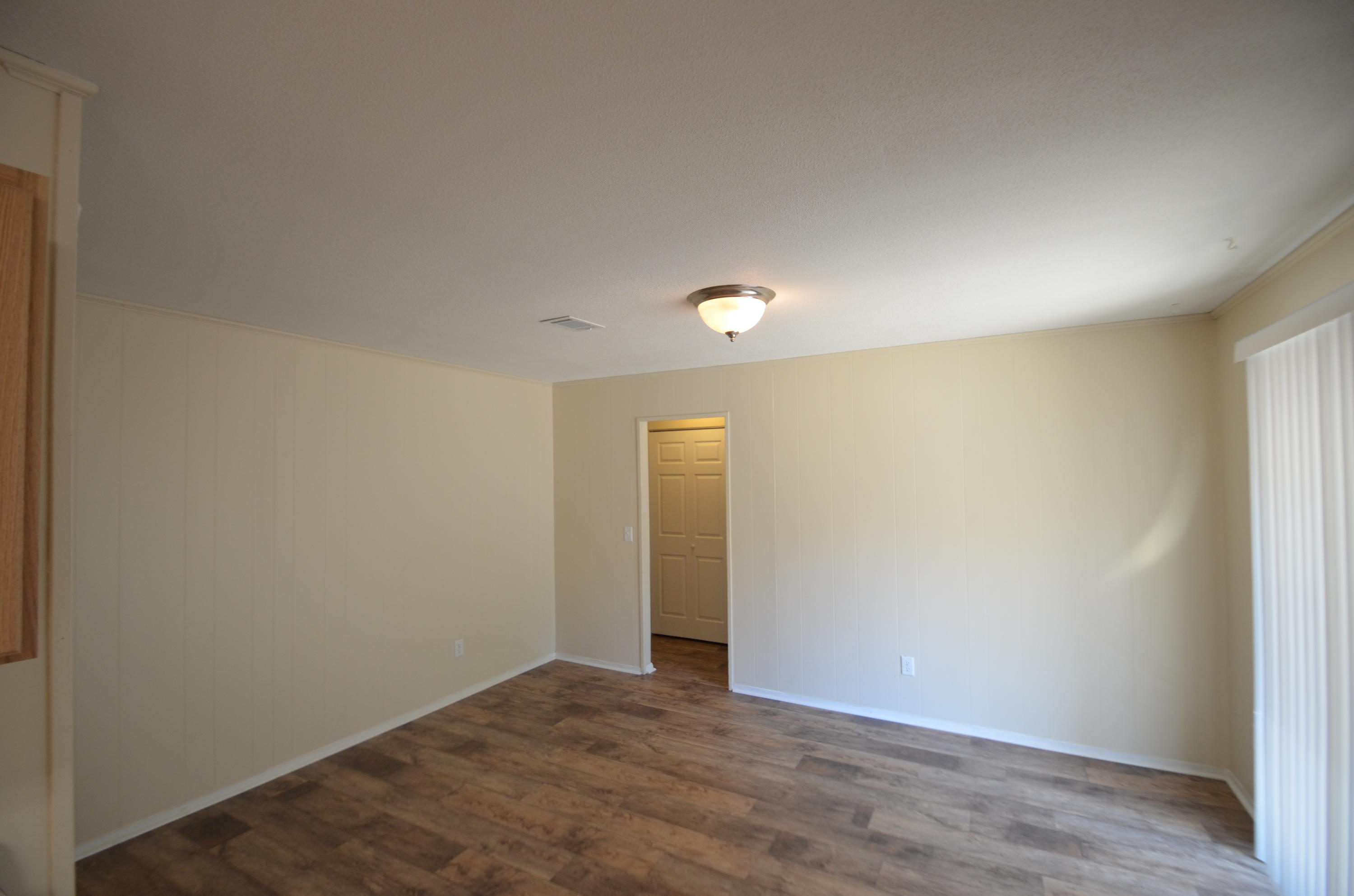 BAYOU WOODS - Residential Lease