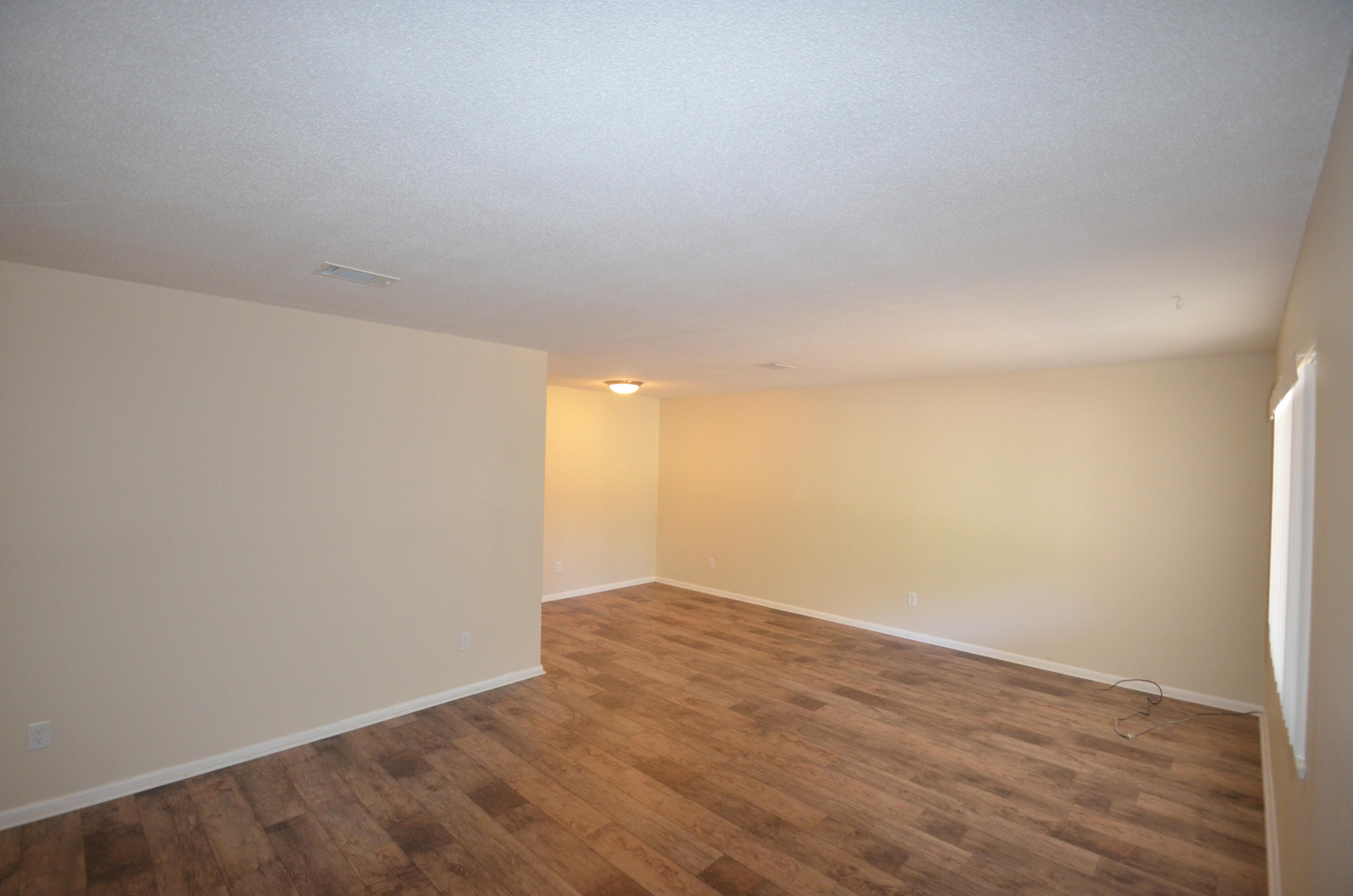 BAYOU WOODS - Residential Lease