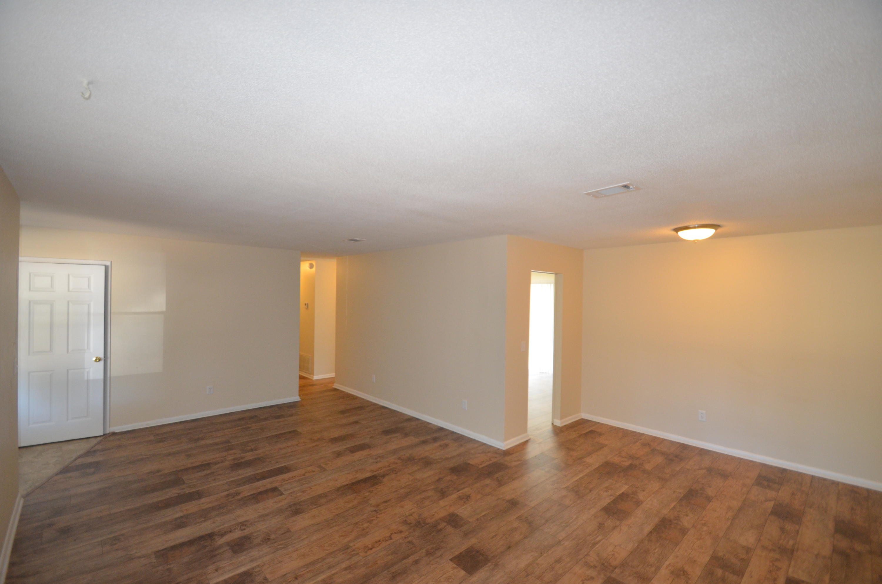 BAYOU WOODS - Residential Lease