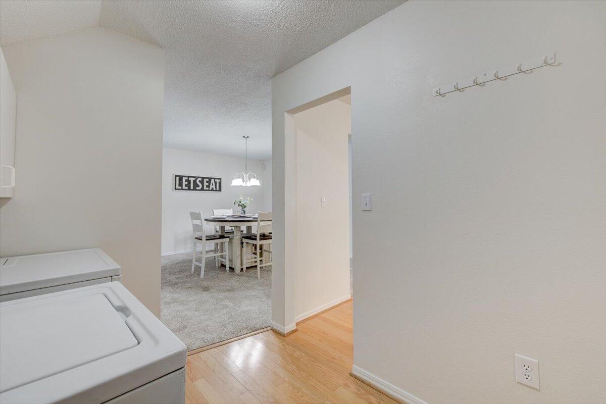 VALLEY T/H - Residential