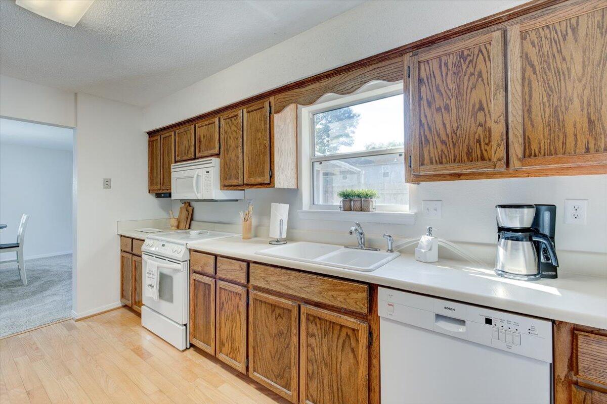 VALLEY T/H - Residential