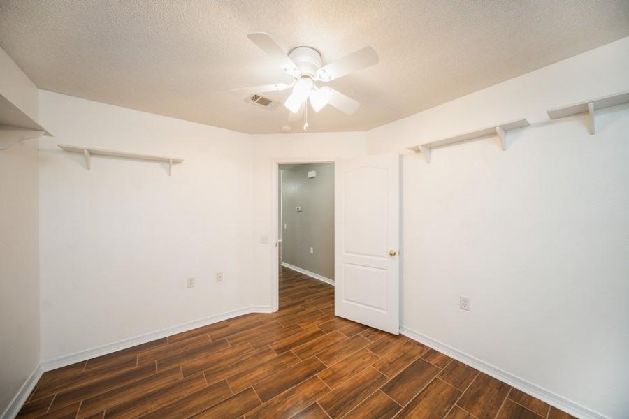 SHADOW LAKES - Residential
