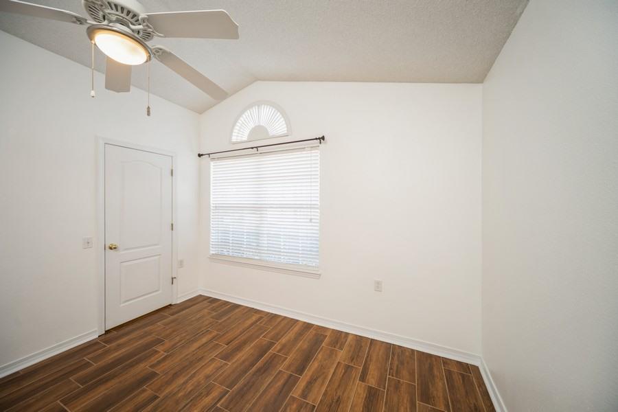 SHADOW LAKES - Residential