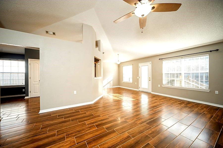 SHADOW LAKES - Residential