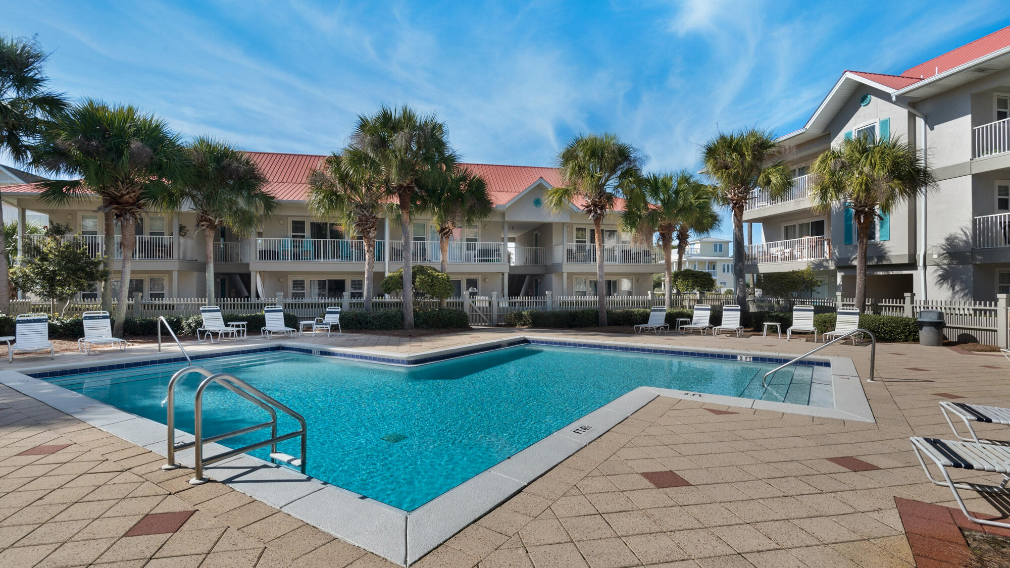 ROLLIN TIDE VILLAS - Residential