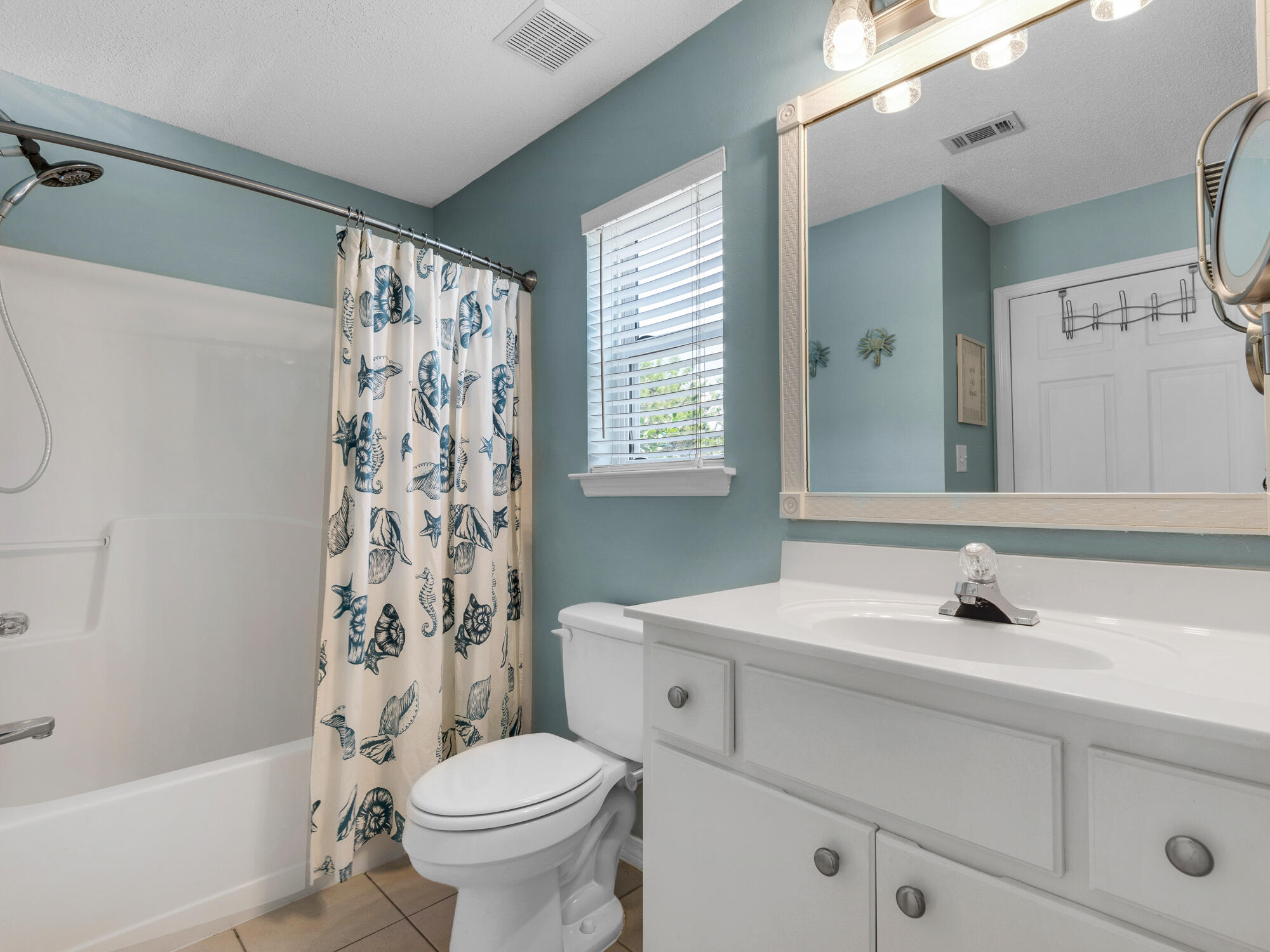 ROLLIN TIDE VILLAS - Residential