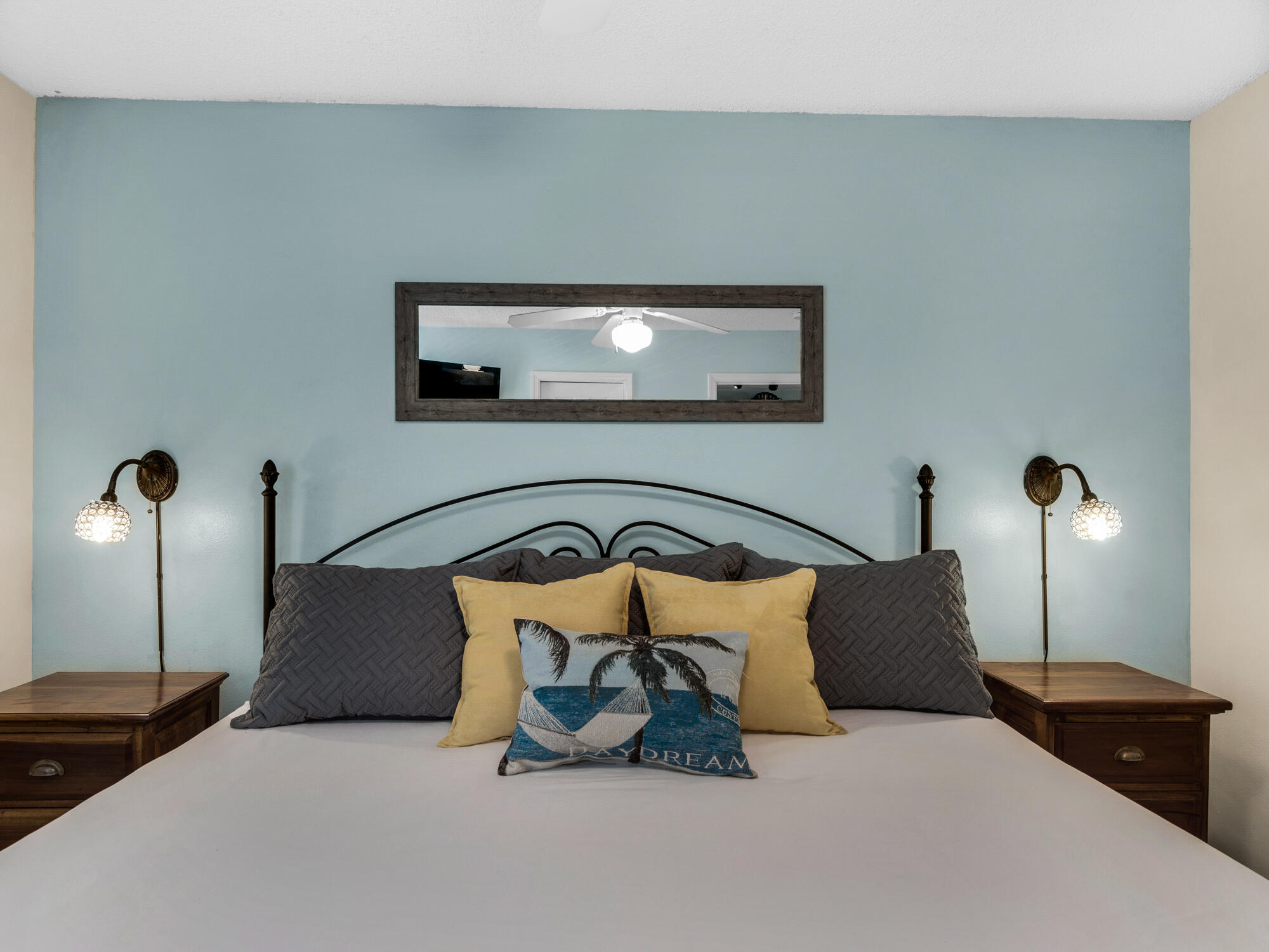 ROLLIN TIDE VILLAS - Residential