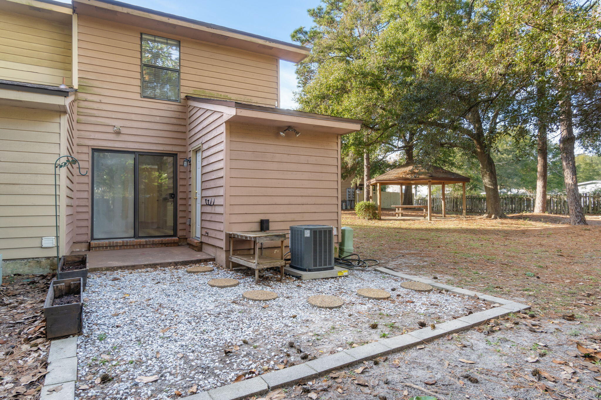 BROWNSVILLE STATION 2 - Residential Lease