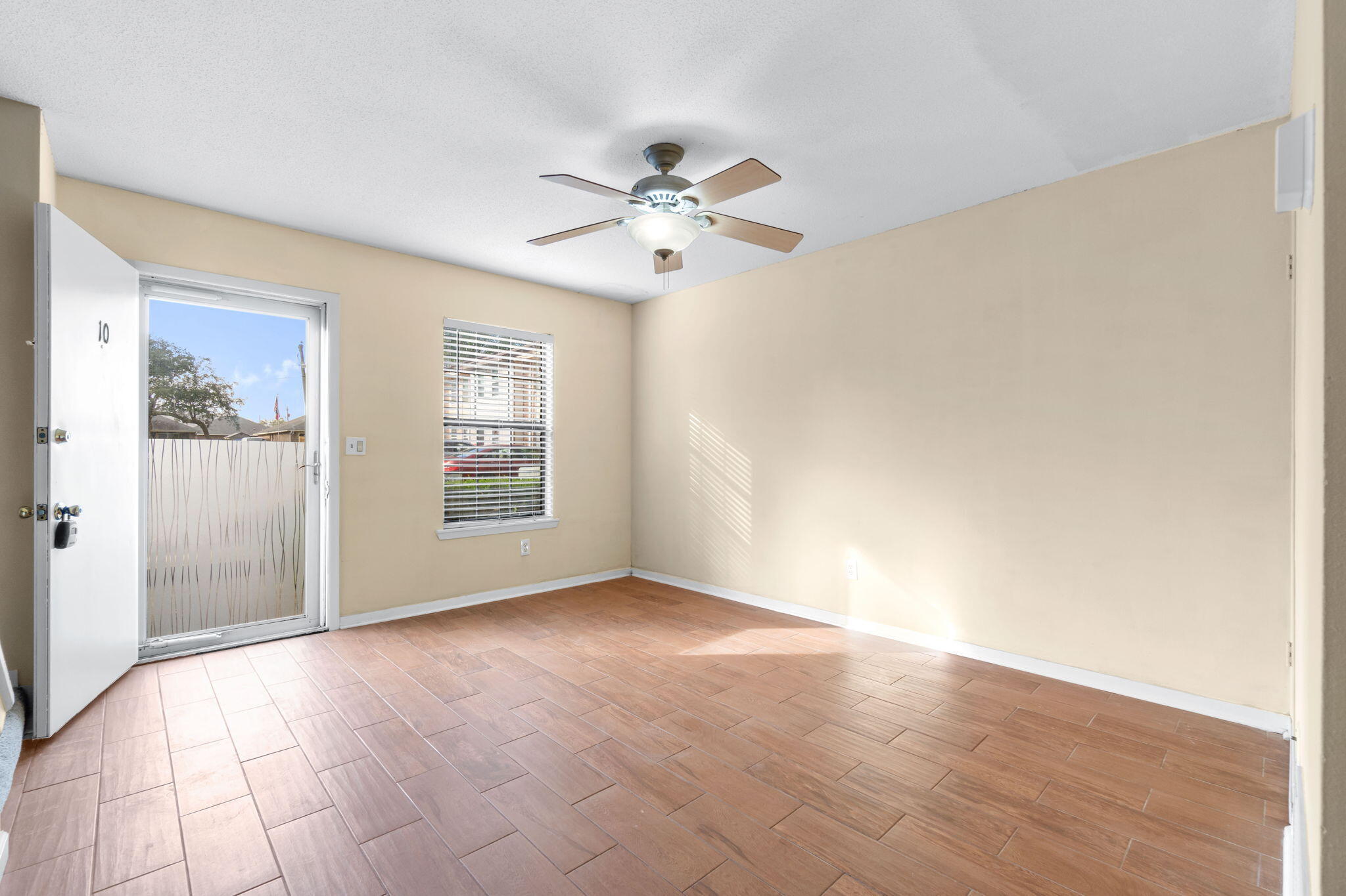 BROWNSVILLE STATION 2 - Residential Lease