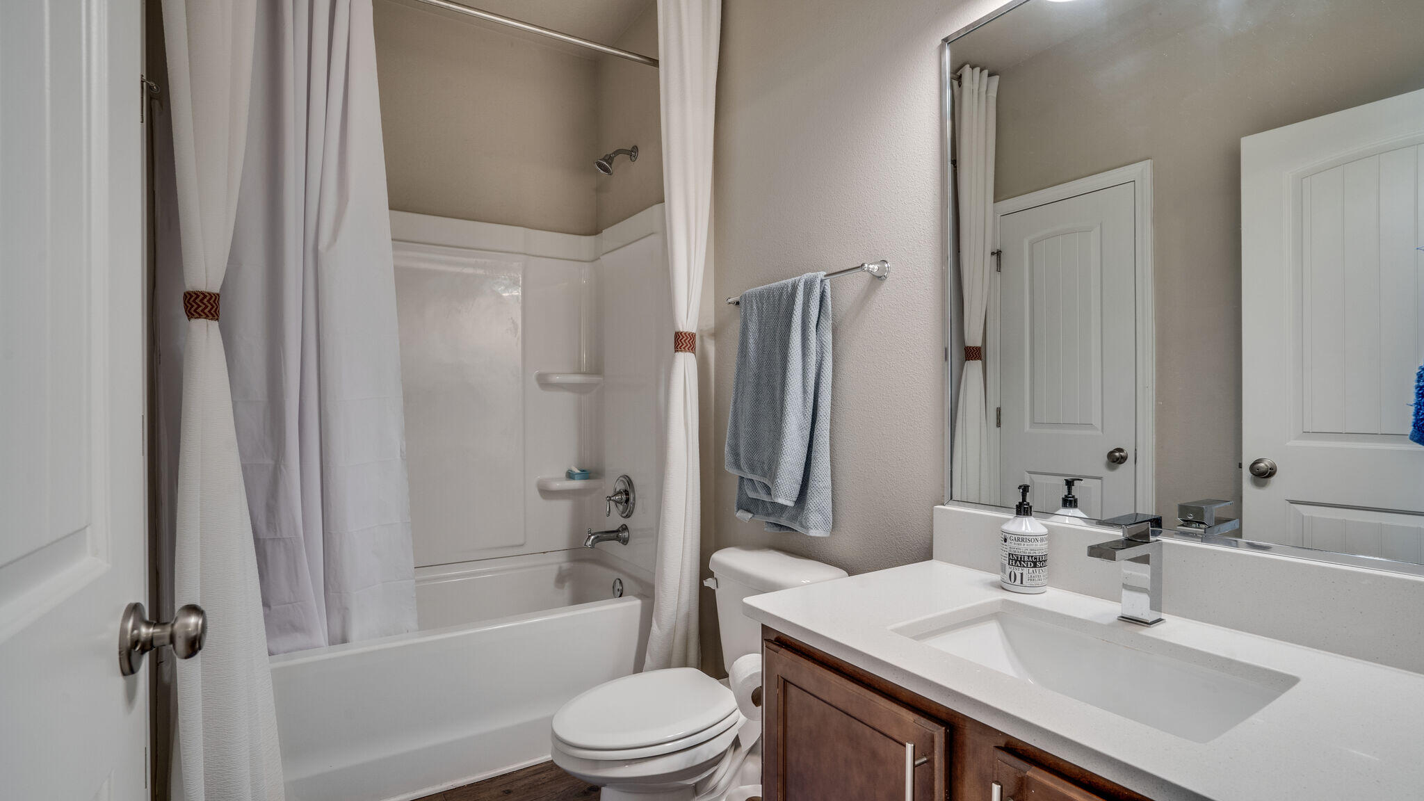 HAMMOCK BAY - Residential